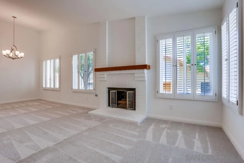 https://cdn.realtyfeed.com/cdn/127/250030432/5ededab7295c711ab6daa1d11220b070.webp