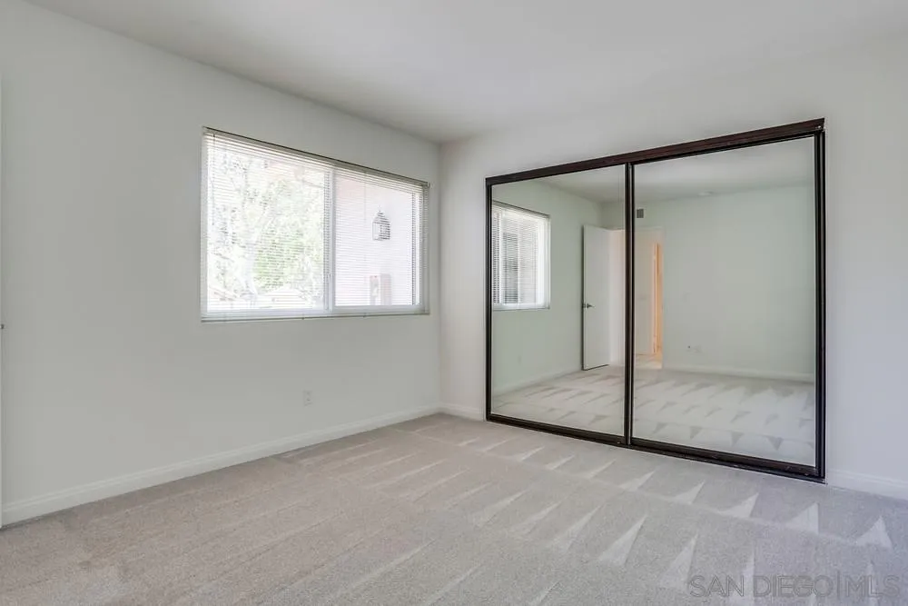 https://cdn.realtyfeed.com/cdn/127/250030432/6f07cca36d2d7f01a4ace5dbc0bbe941.webp