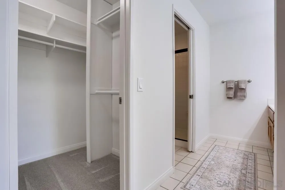 https://cdn.realtyfeed.com/cdn/127/250030432/b2cdd53b4cef30baa76d9468e957c02a.webp