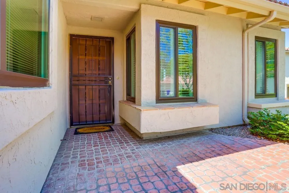 Photo #4: 250030432 Listing 