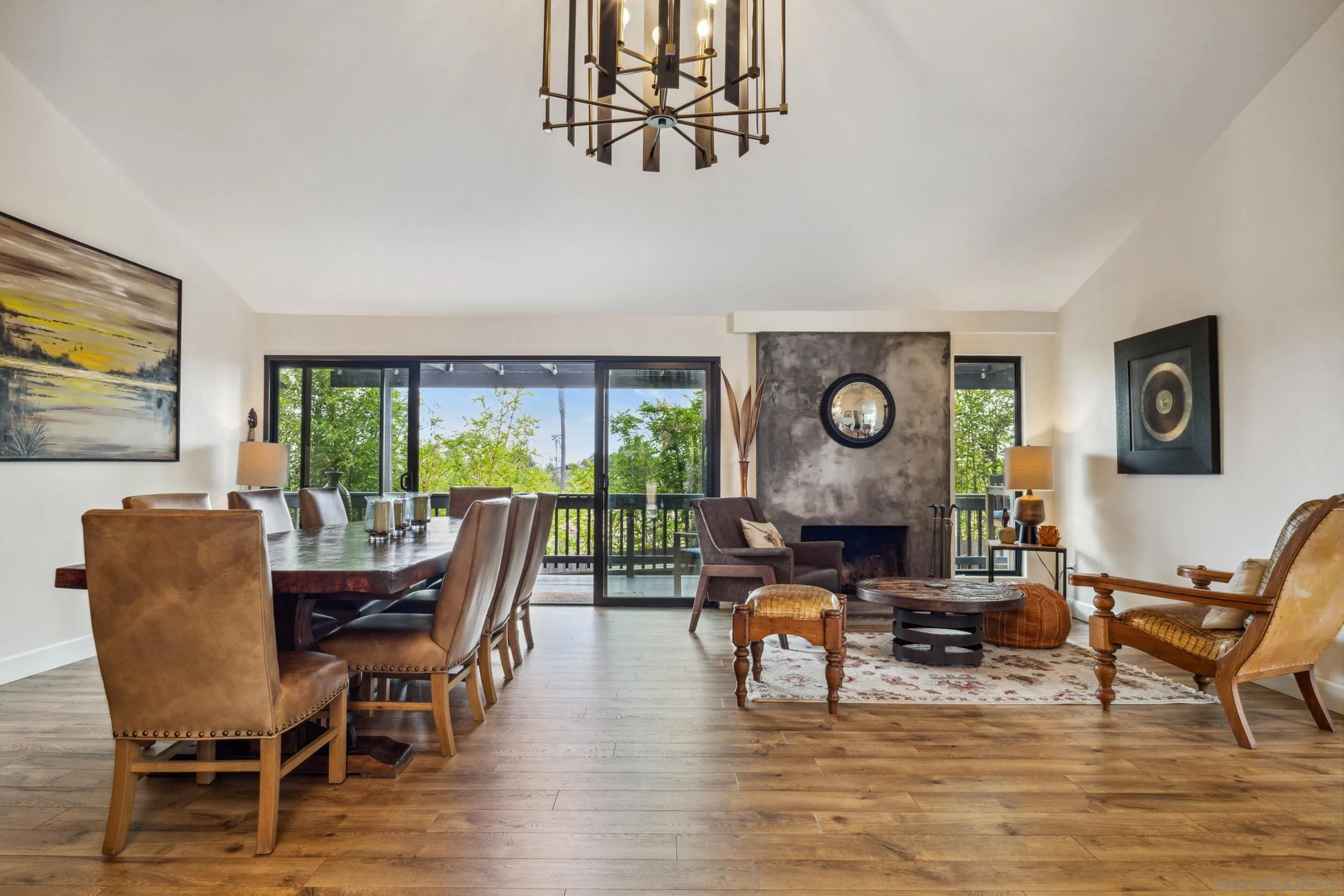 https://cdn.realtyfeed.com/cdn/127/250030435/63c484e54a7c8b606e7ee5e915ae24f5.webp