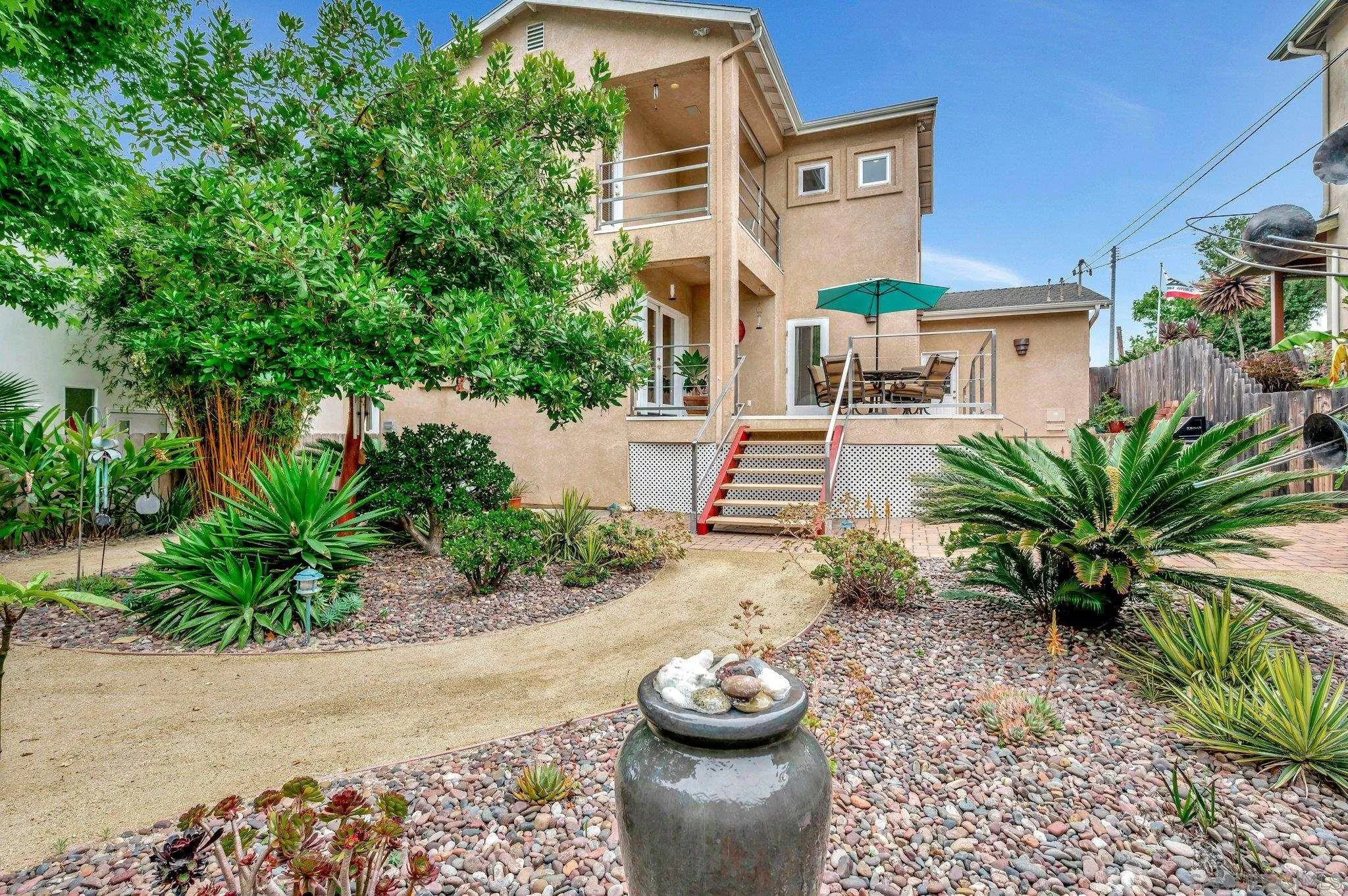 https://cdn.realtyfeed.com/cdn/127/250030437/5ceec1127128451af7ad8bff23b9f3f8.webp