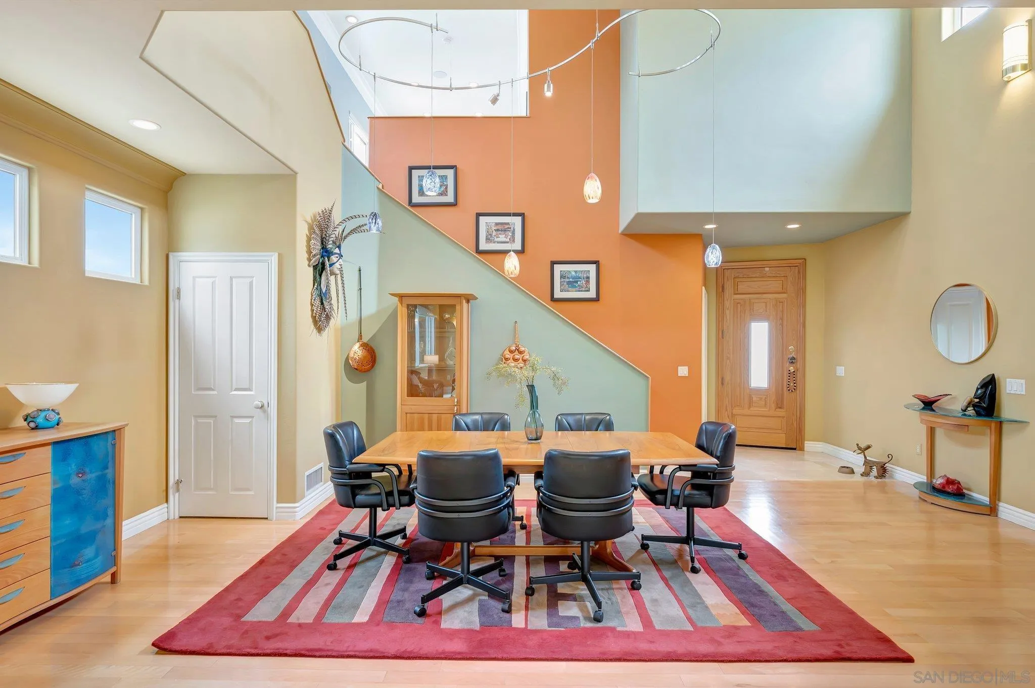 https://cdn.realtyfeed.com/cdn/127/250030437/68b3f6e53c774b8f889107ae3ce0a9e8.webp