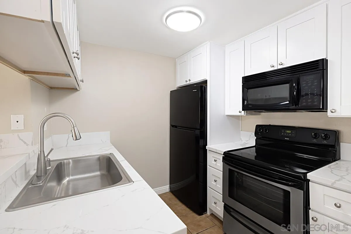 Photo #8: 250030438 Listing: Photo #8