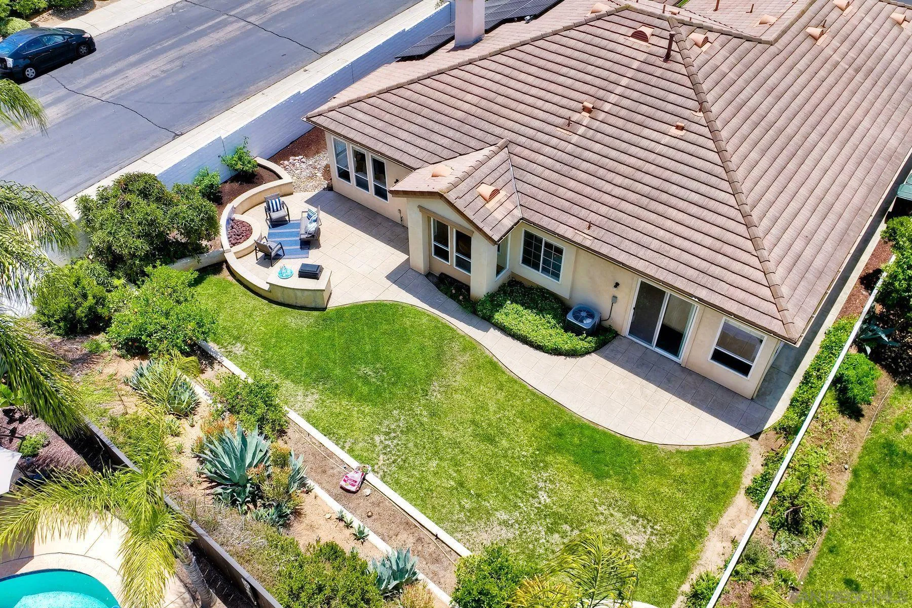 https://cdn.realtyfeed.com/cdn/127/250030451/0993af49d22d1fc039cd723f04a8f3e1.webp
