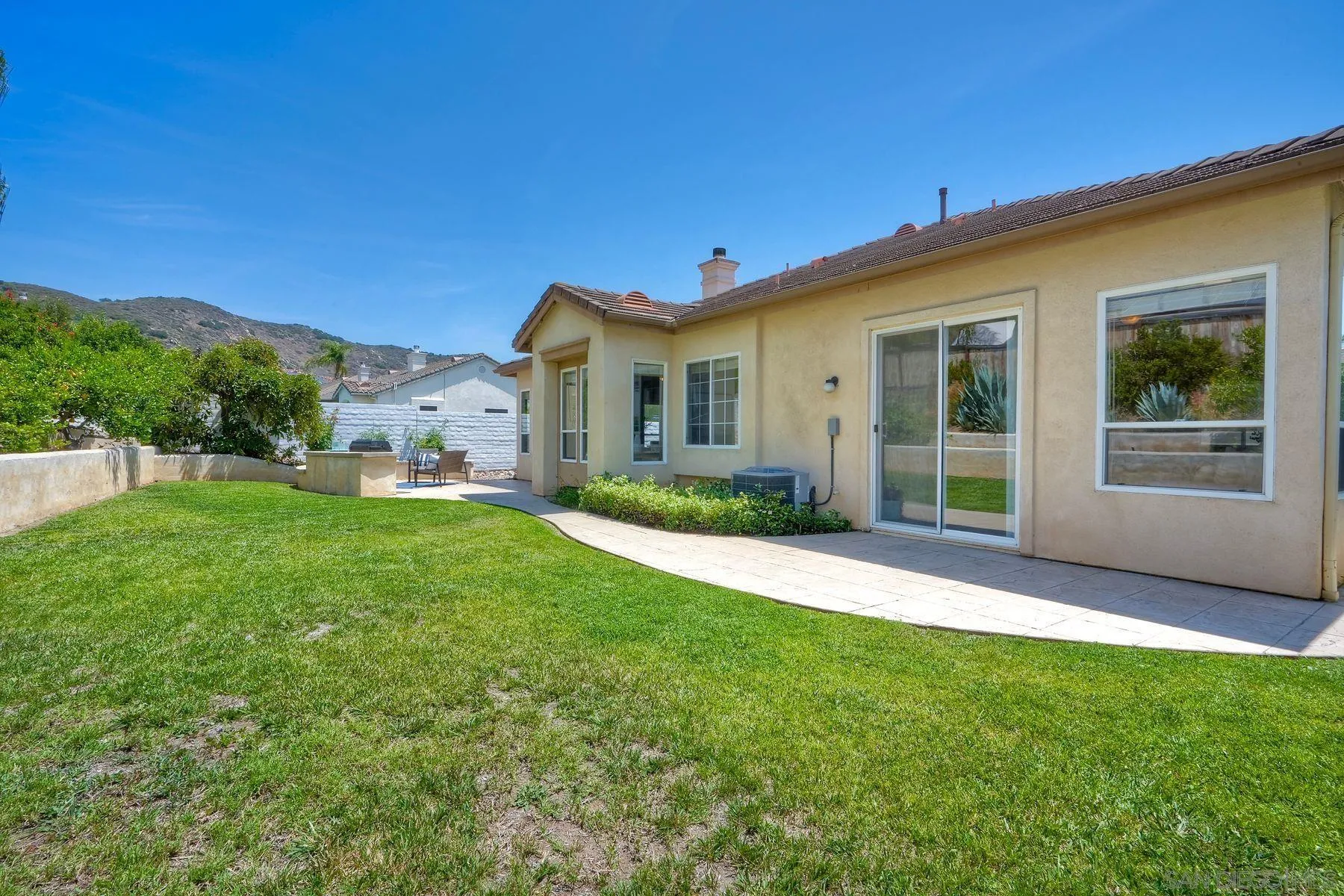 https://cdn.realtyfeed.com/cdn/127/250030451/3393bc0c07afc6084f52288ad8642114.webp
