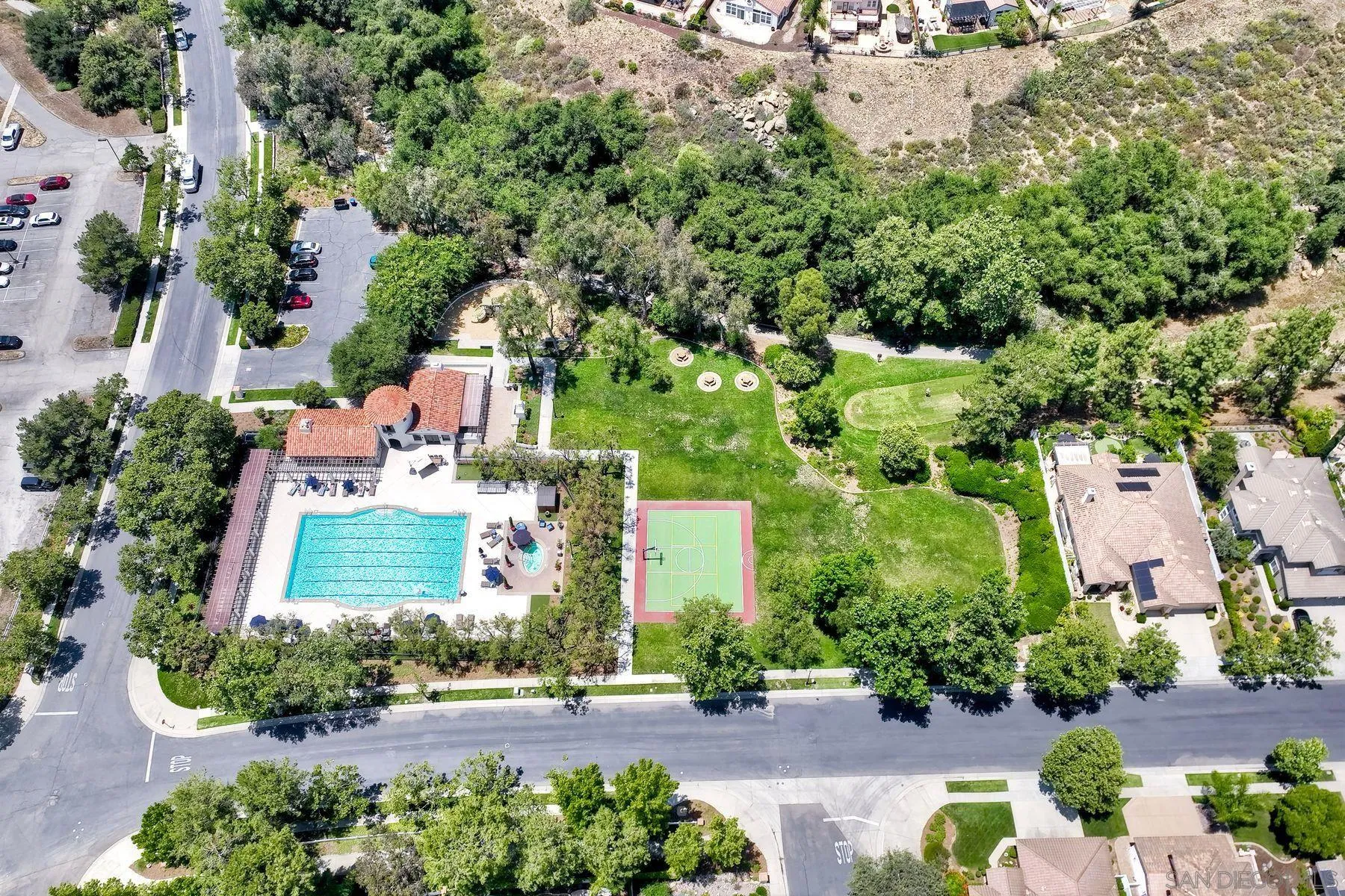 https://cdn.realtyfeed.com/cdn/127/250030451/3848b8a4282a86b64e568bf0b732e859.webp