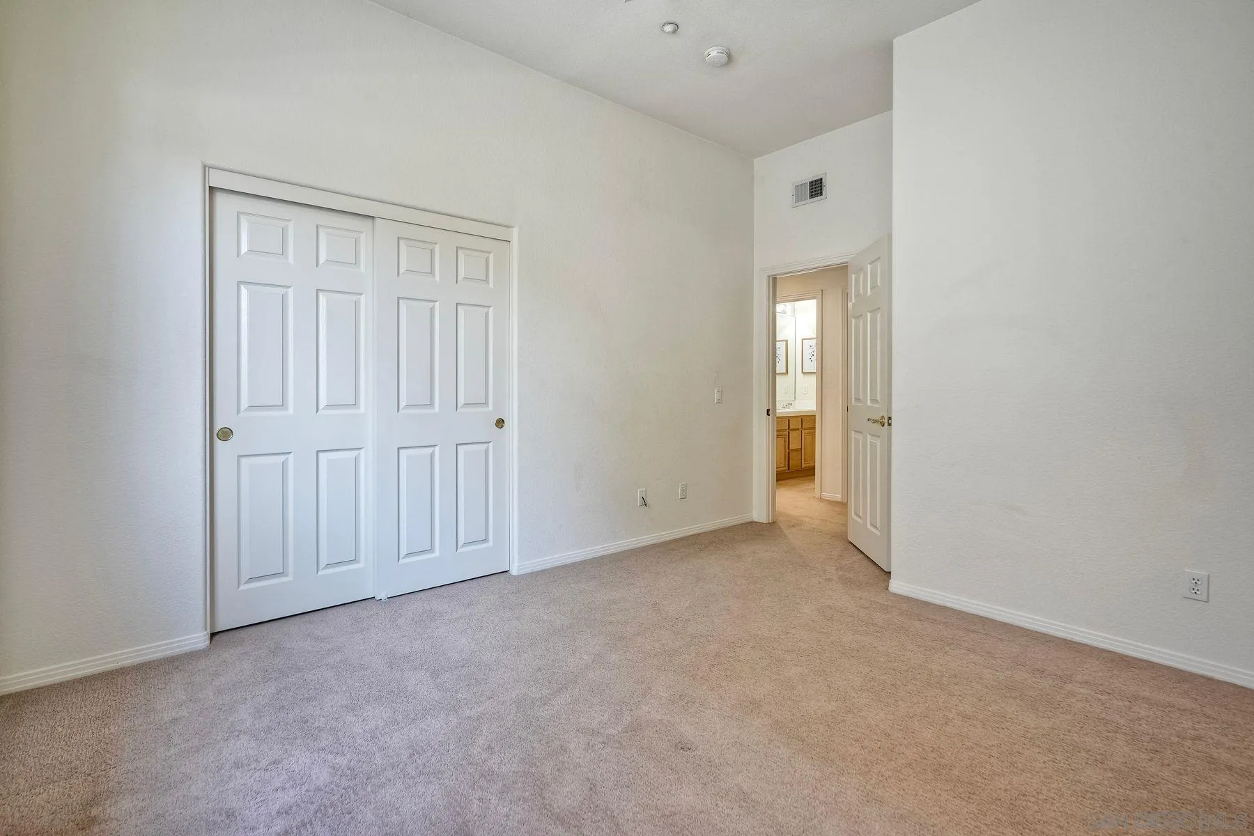 https://cdn.realtyfeed.com/cdn/127/250030451/b3e3ee275d71959287d7f20835166db1.webp