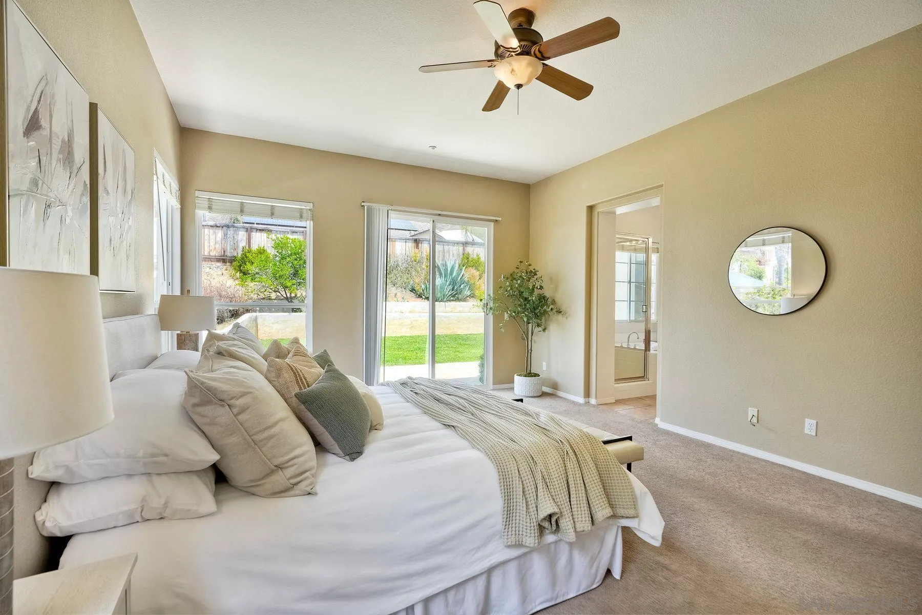 https://cdn.realtyfeed.com/cdn/127/250030451/f1607f0e7c692f370e284194edab8ffa.webp
