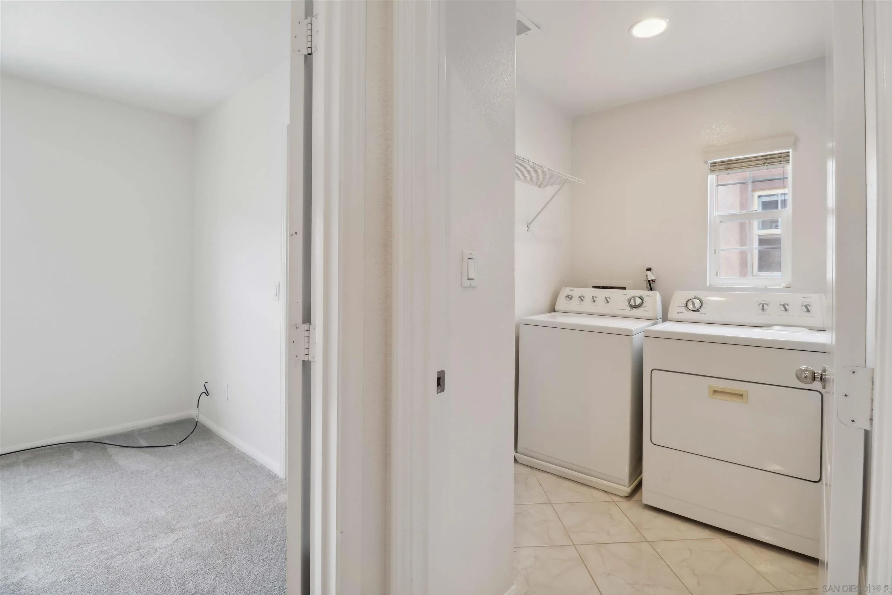https://cdn.realtyfeed.com/cdn/127/250030452/ca09ea4a9c3d417b7892c3bb8da2f0f2.webp