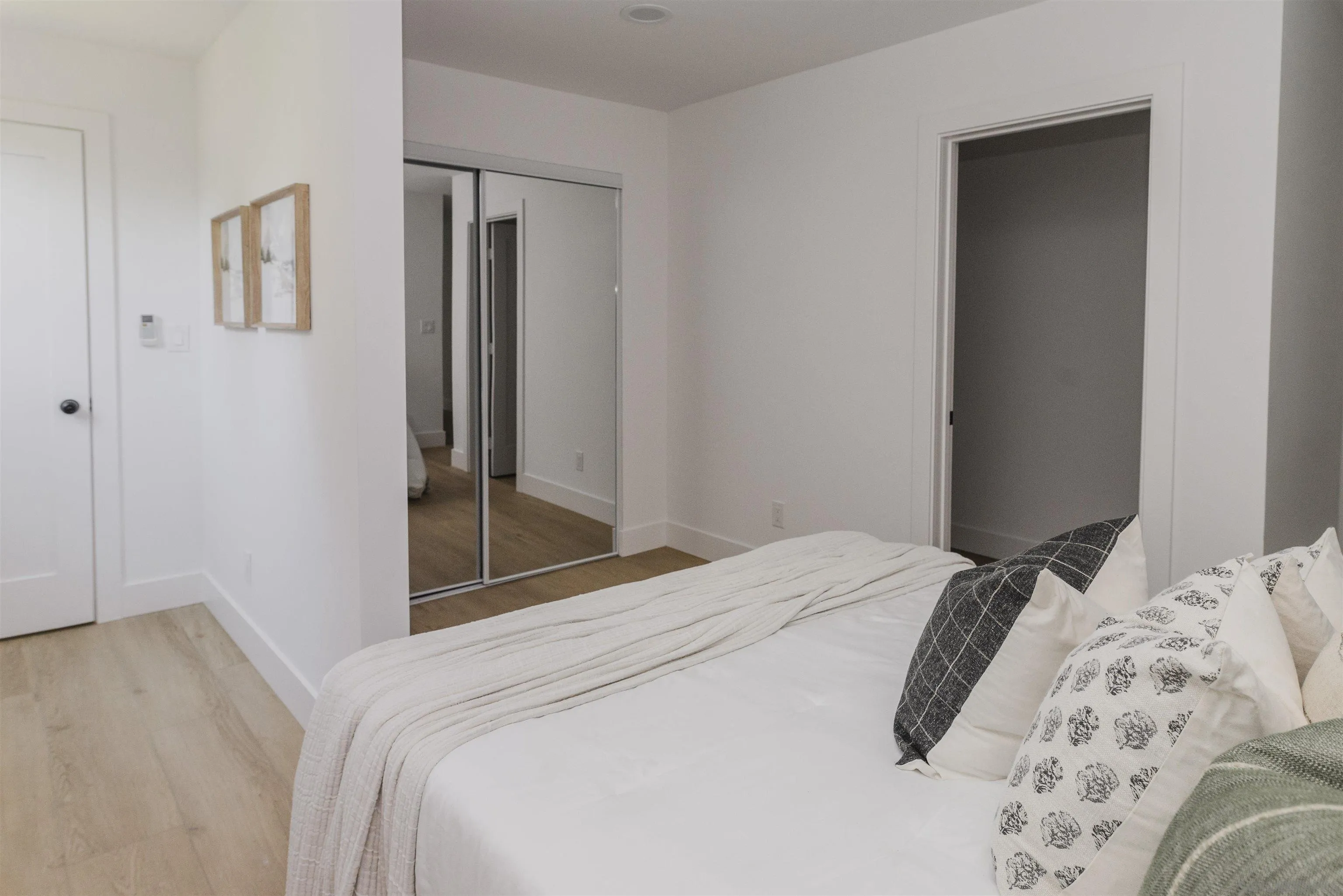 https://cdn.realtyfeed.com/cdn/127/250030462/8d5940a37f5e5bb05cbff11781d2696f.webp
