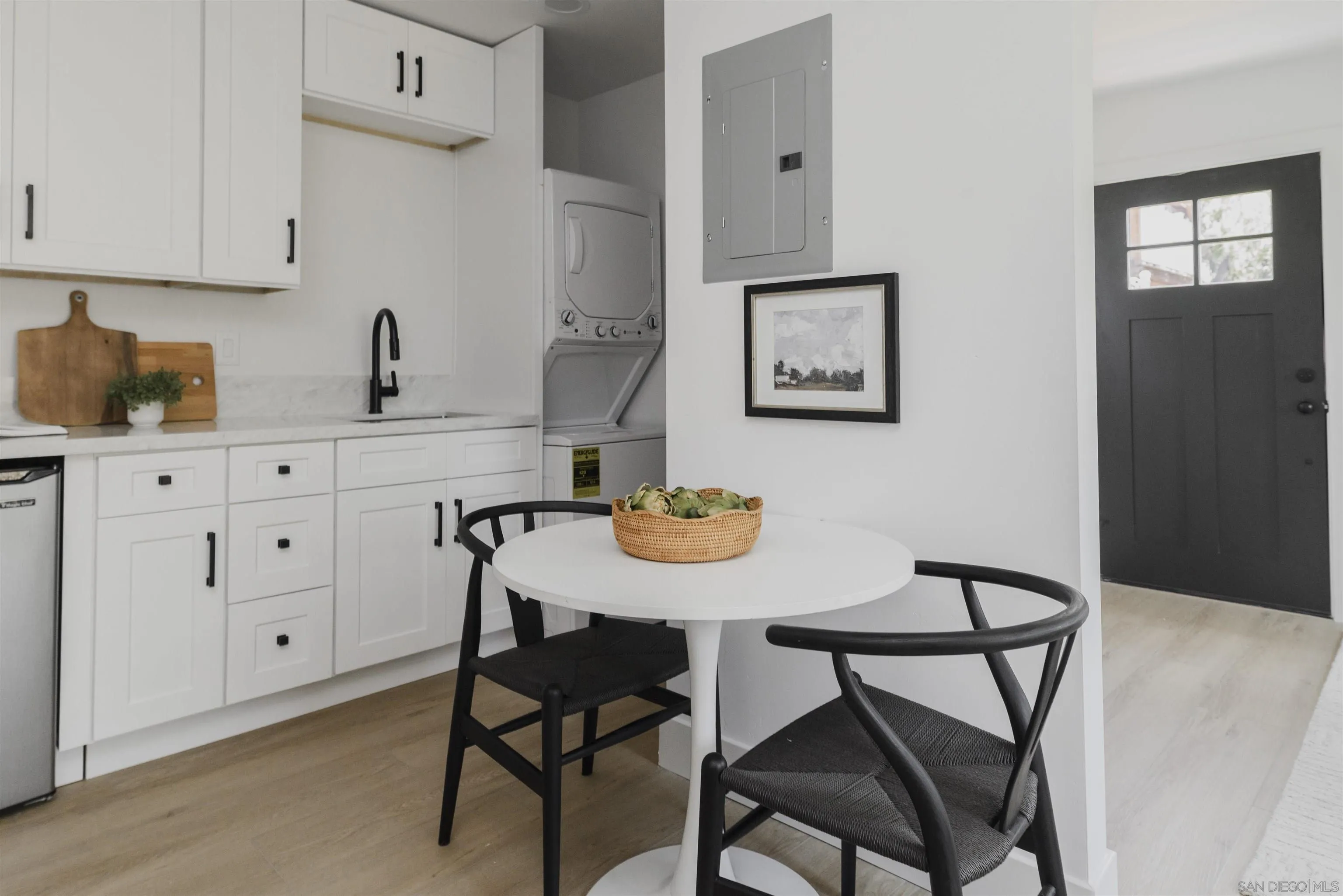 https://cdn.realtyfeed.com/cdn/127/250030462/c17fef1ced7c453650d5236b15eb48c1.webp