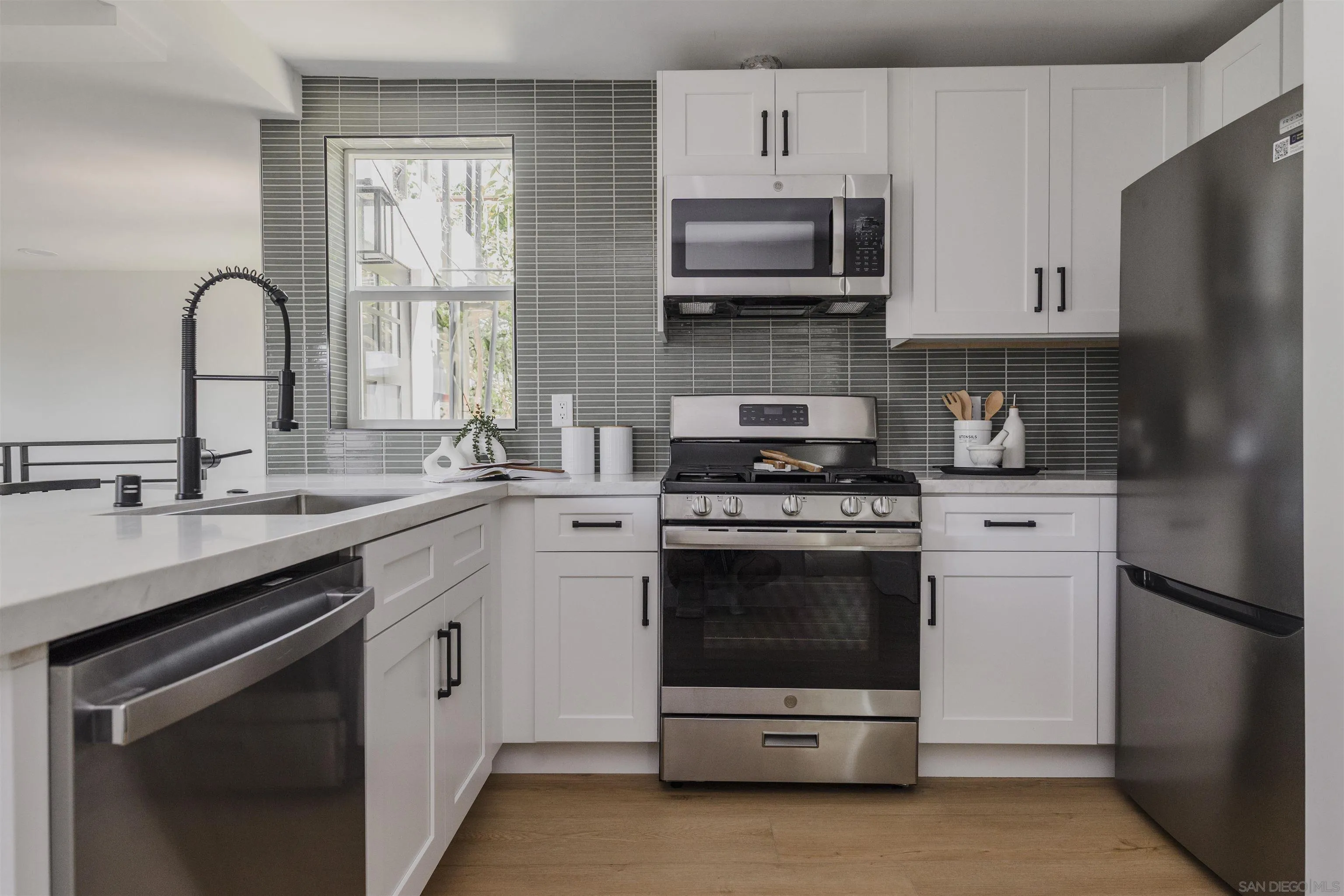 https://cdn.realtyfeed.com/cdn/127/250030462/c2bfc7a0d4b381899d519f97a74988b0.webp