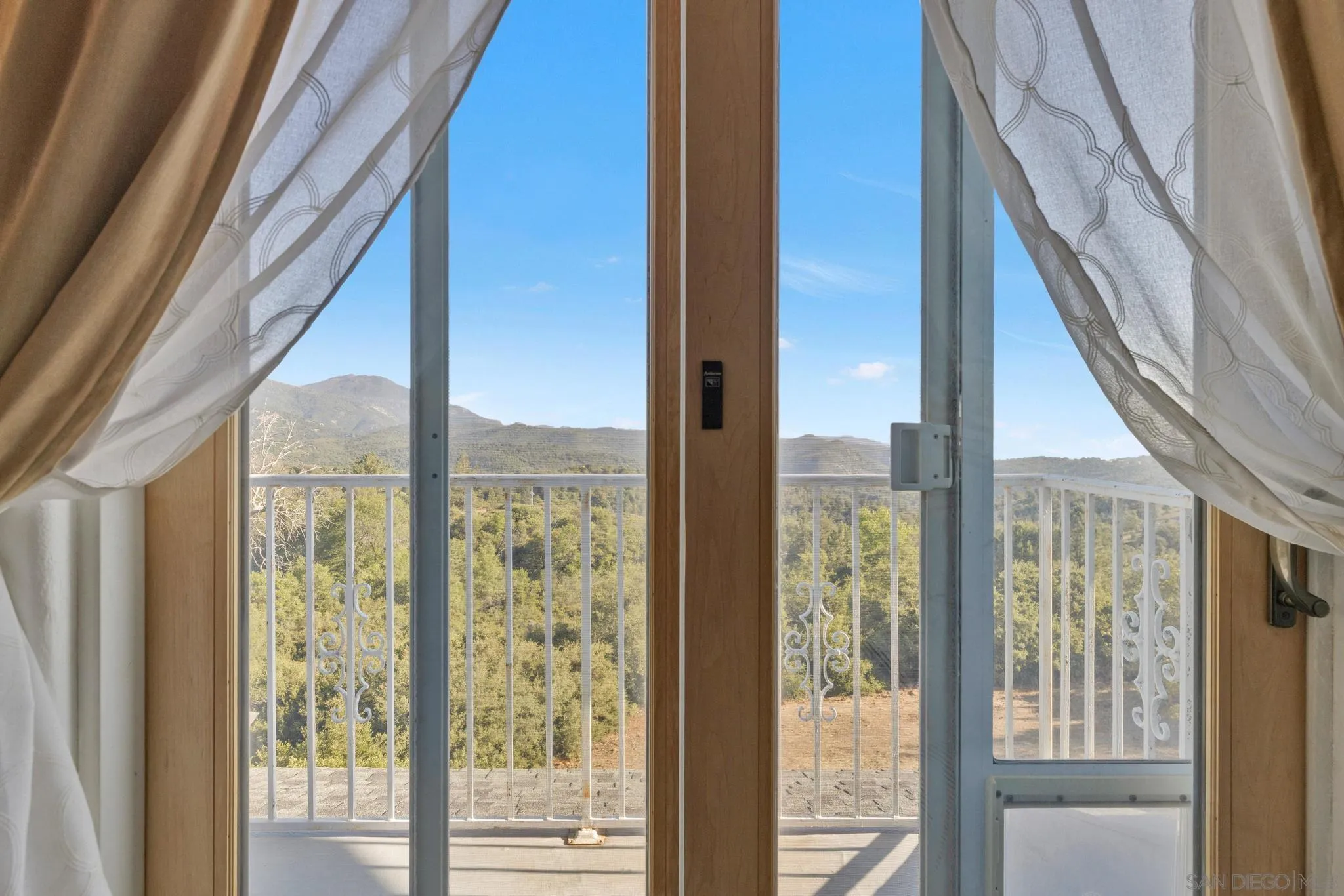 https://cdn.realtyfeed.com/cdn/127/250030469/39920e61e90dcb09f7938d820a92af6b.webp