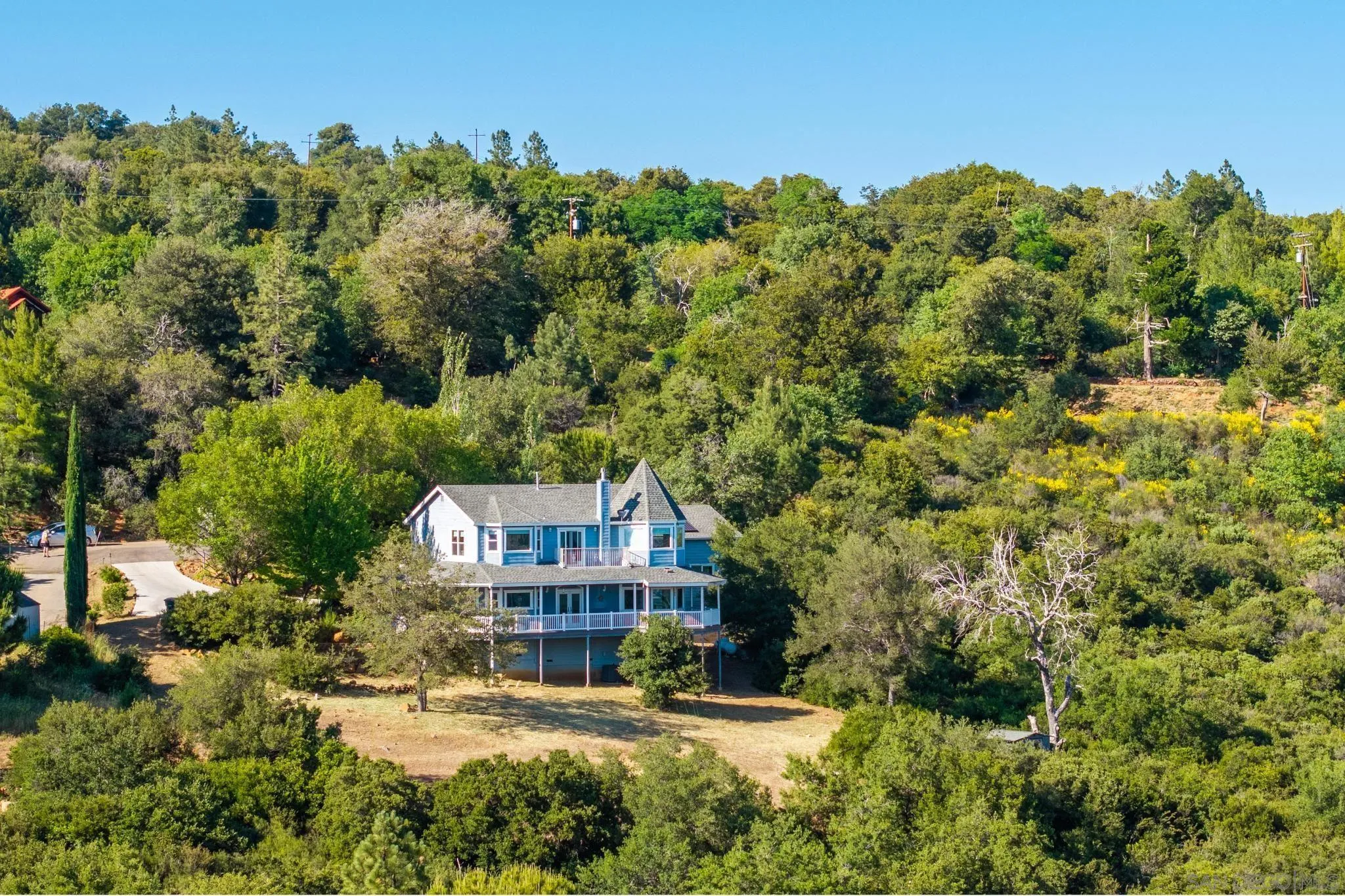 https://cdn.realtyfeed.com/cdn/127/250030469/63ee248762e5f97efb7567cda41f355f.webp