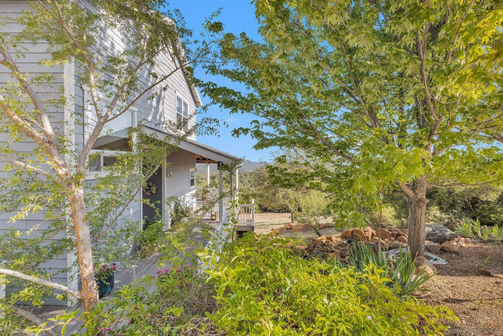 https://cdn.realtyfeed.com/cdn/127/250030469/b13dea1009e9b0b01174db57336487b6.webp