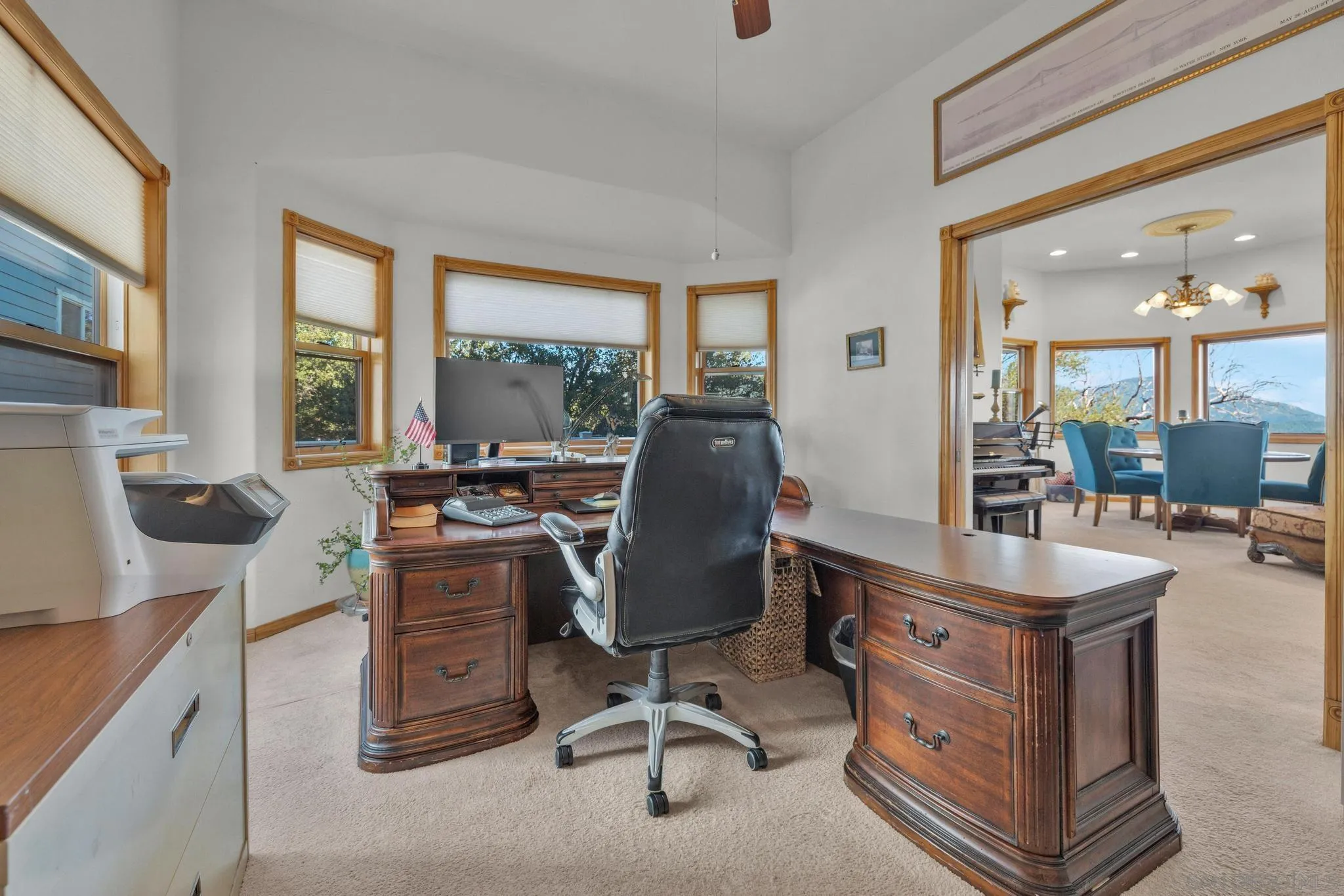 https://cdn.realtyfeed.com/cdn/127/250030469/c1deb82e09868519ce3dd78283ca7ffe.webp