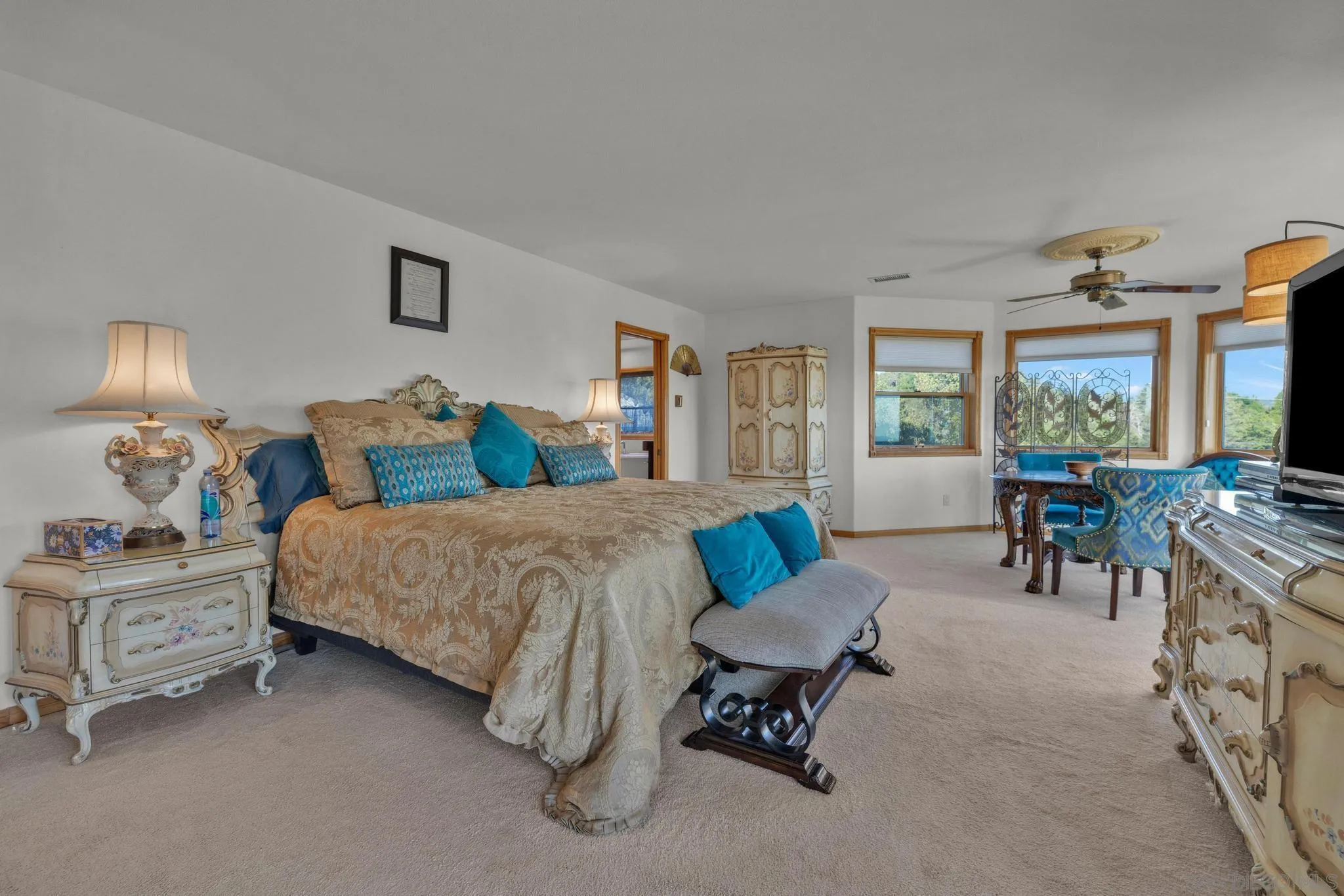 https://cdn.realtyfeed.com/cdn/127/250030469/eb16c010cc066955a26a4b72f87e4e76.webp