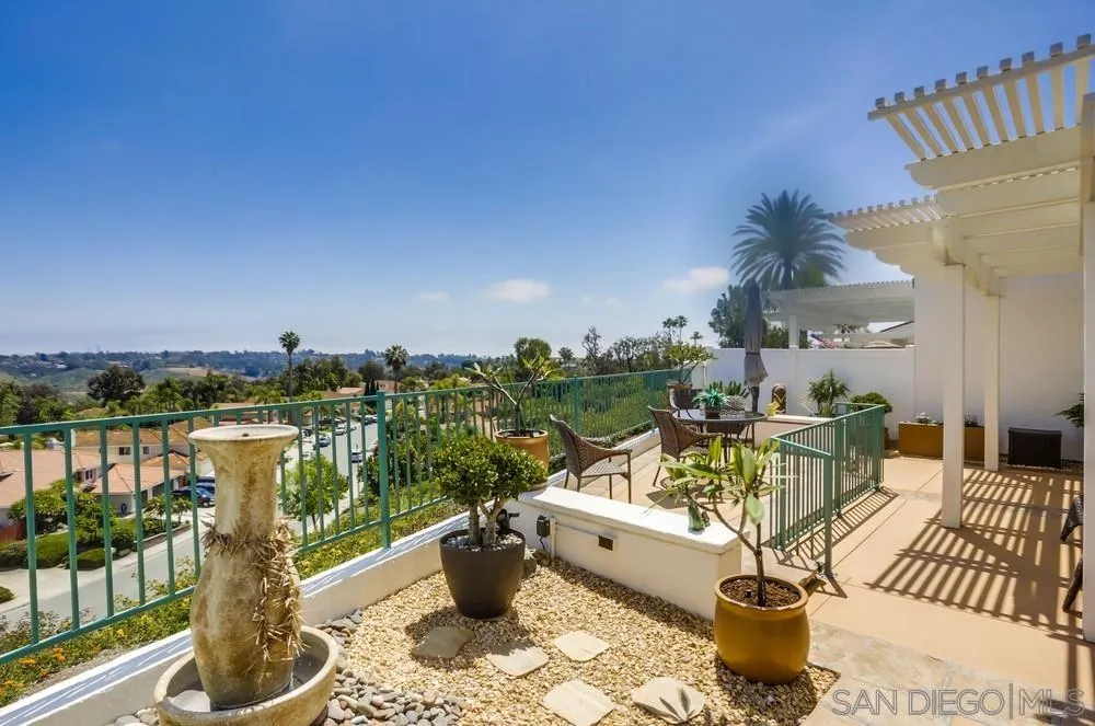 Photo #2: 250030471 Listing 