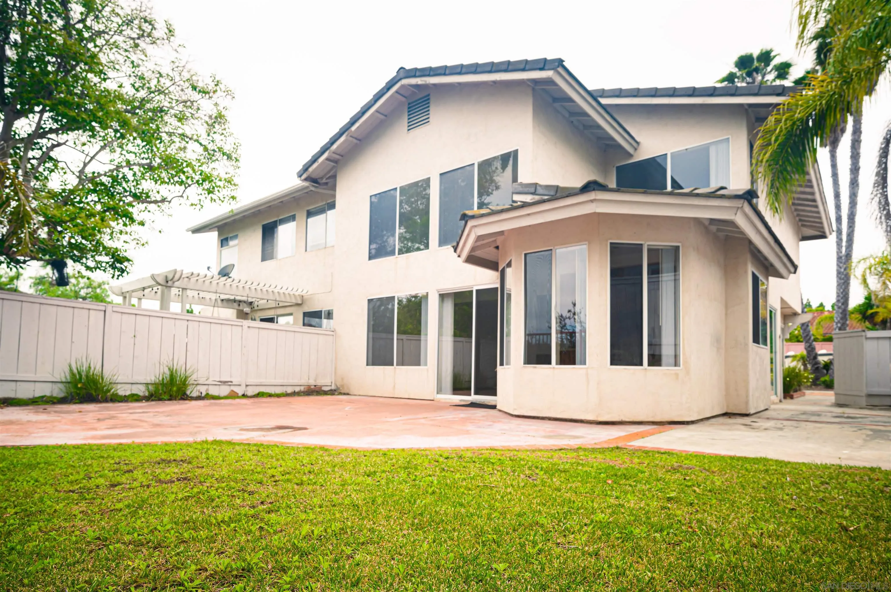 Photo #4: 250030504 Listing 