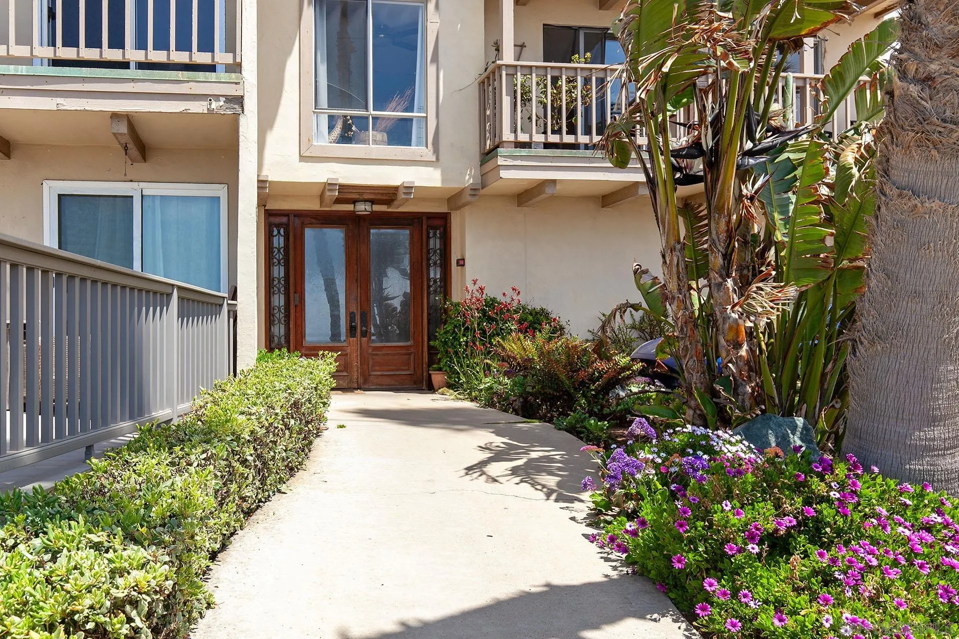 Photo #3: 250030505 Listing 