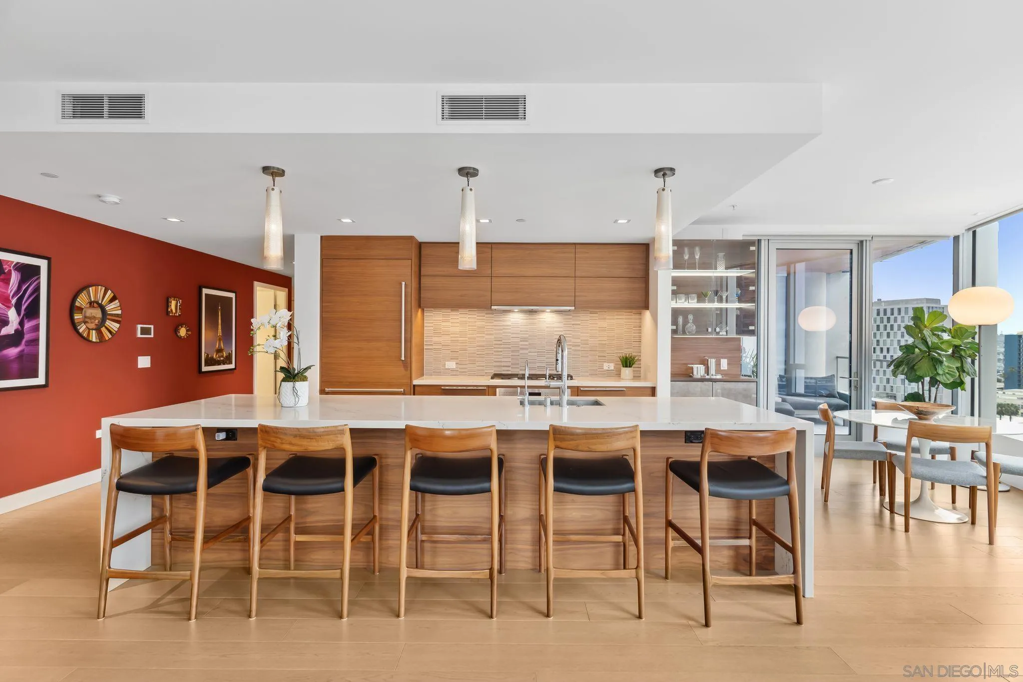 Photo #6: 250030510 Listing 