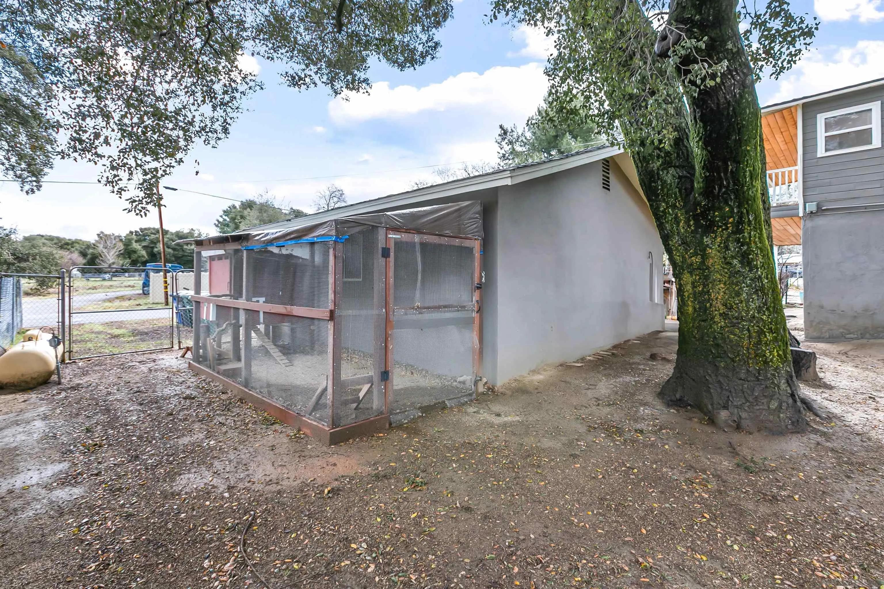 https://cdn.realtyfeed.com/cdn/127/250030511/64d254c92e30a5b43d82d55cdd97500e.webp