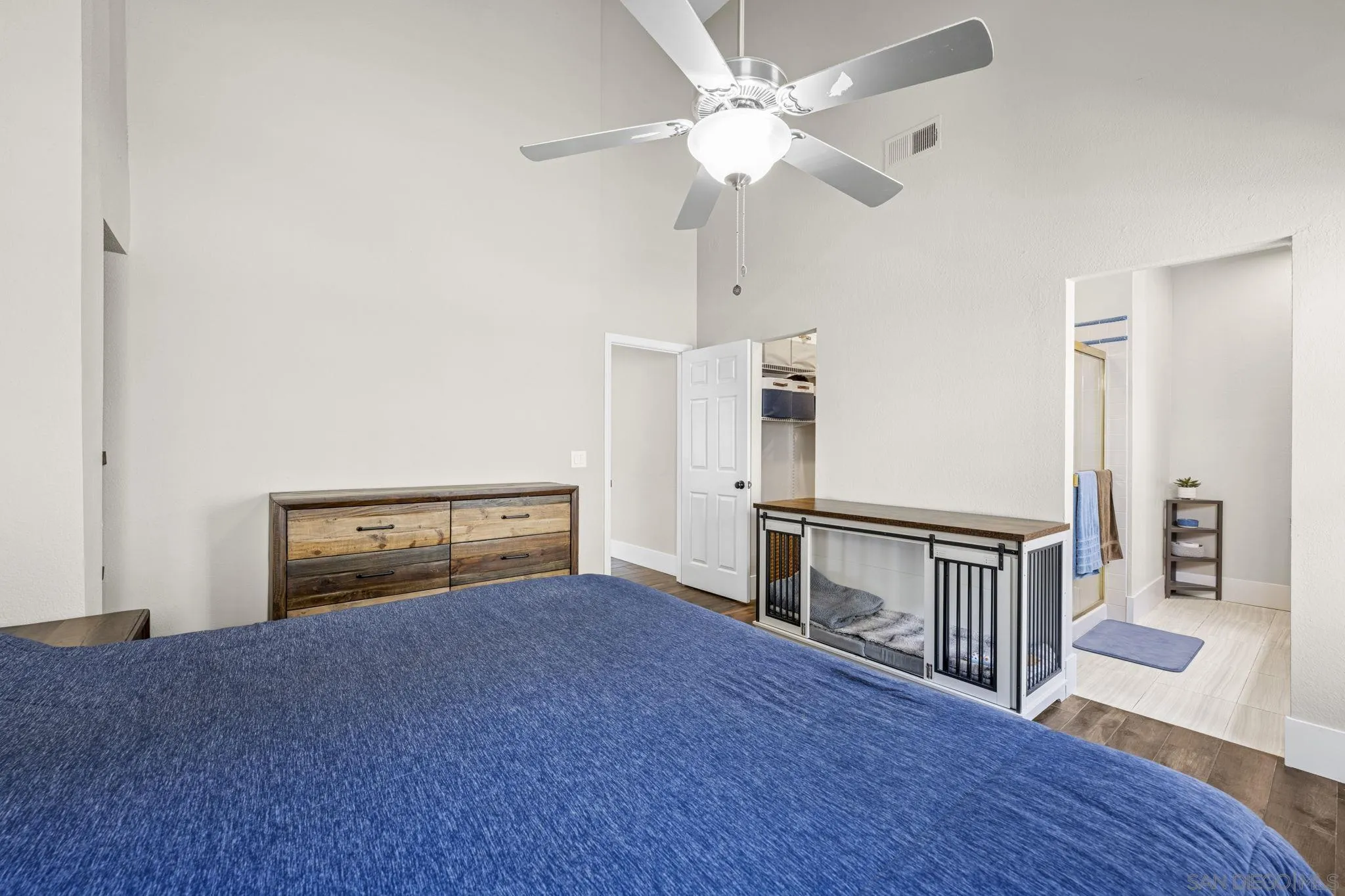 https://cdn.realtyfeed.com/cdn/127/250030522/46f4f8e0603750e49b9439c06ff4f9cf.webp