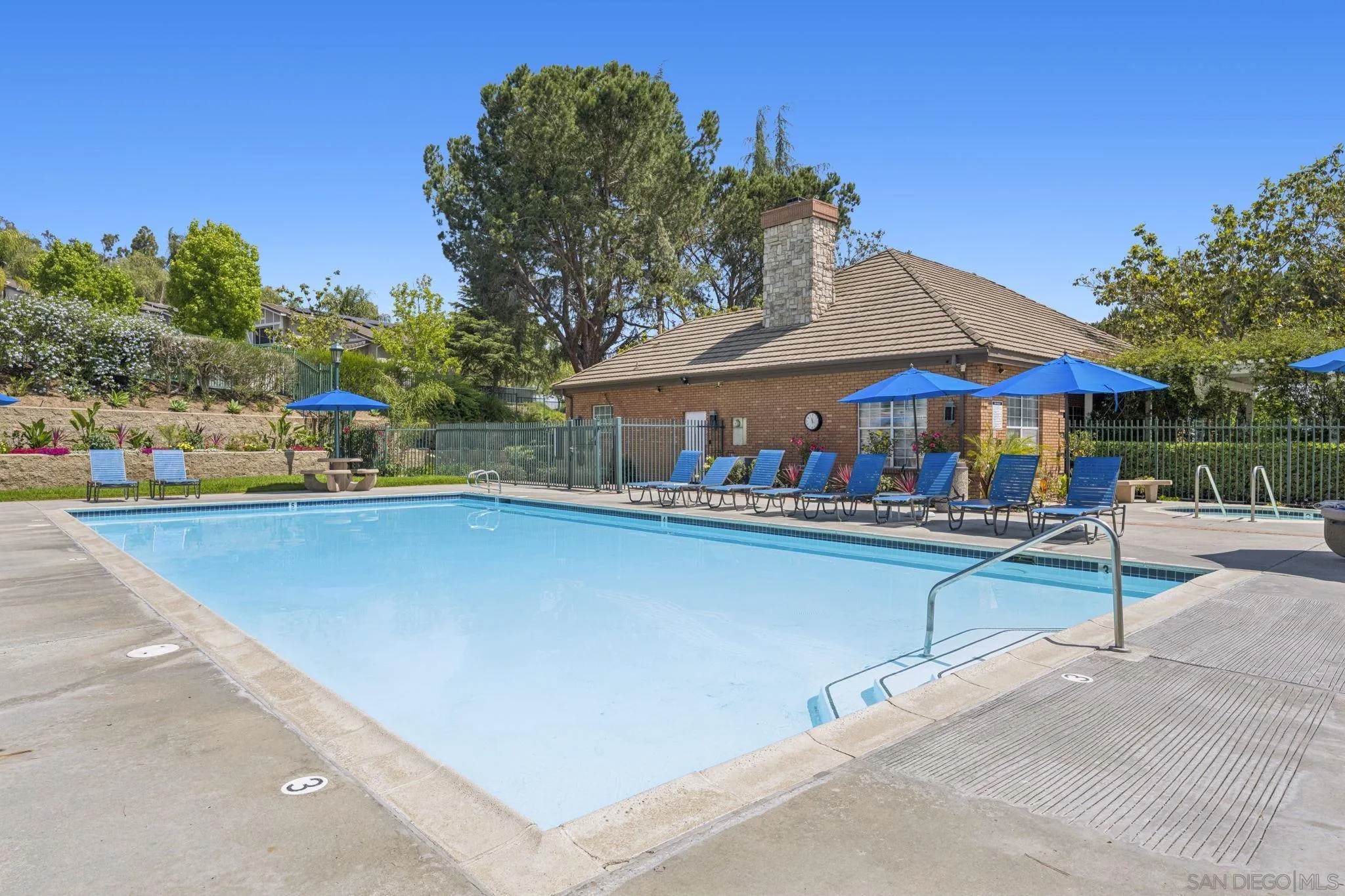 https://cdn.realtyfeed.com/cdn/127/250030522/69a907dc75e3e462ccae4a8eadc4350e.webp