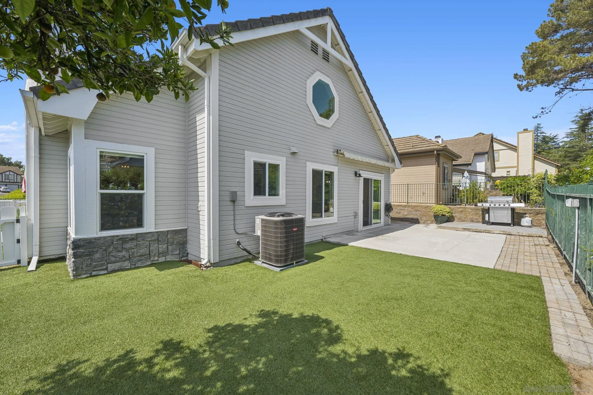 https://cdn.realtyfeed.com/cdn/127/250030522/c5a7ce8c60e262854a5a767e9bfd2942.webp