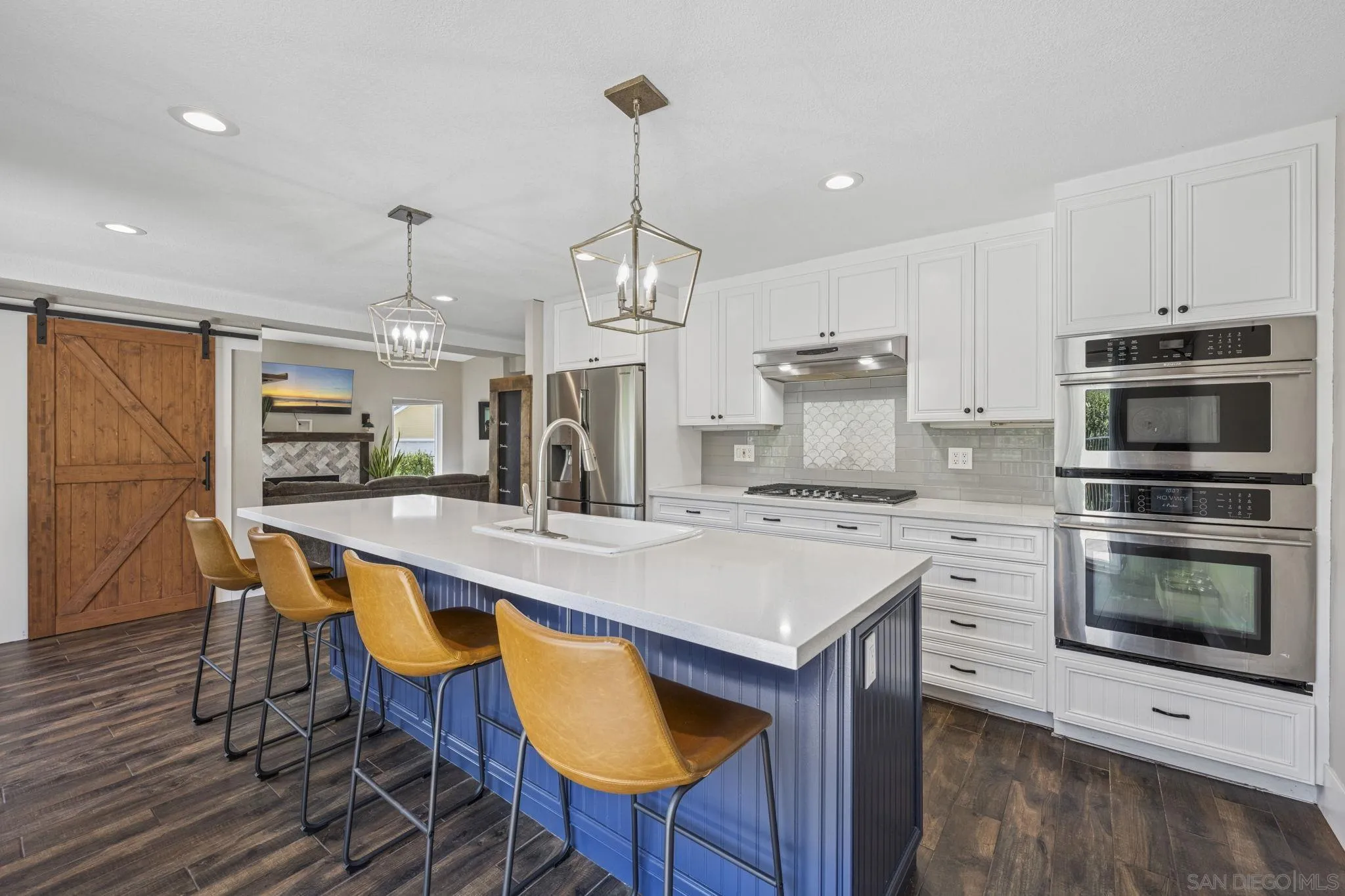 https://cdn.realtyfeed.com/cdn/127/250030522/e82ae4a1e1006b747df9d0e828b914fa.webp