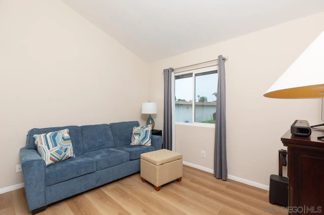 Photo #9: 250030524 Listing: Photo #9