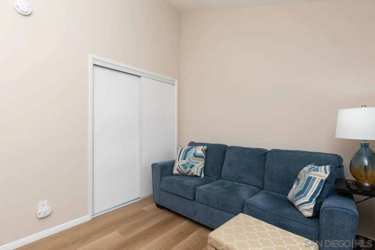 Photo #12: 250030524 Listing: Photo #12