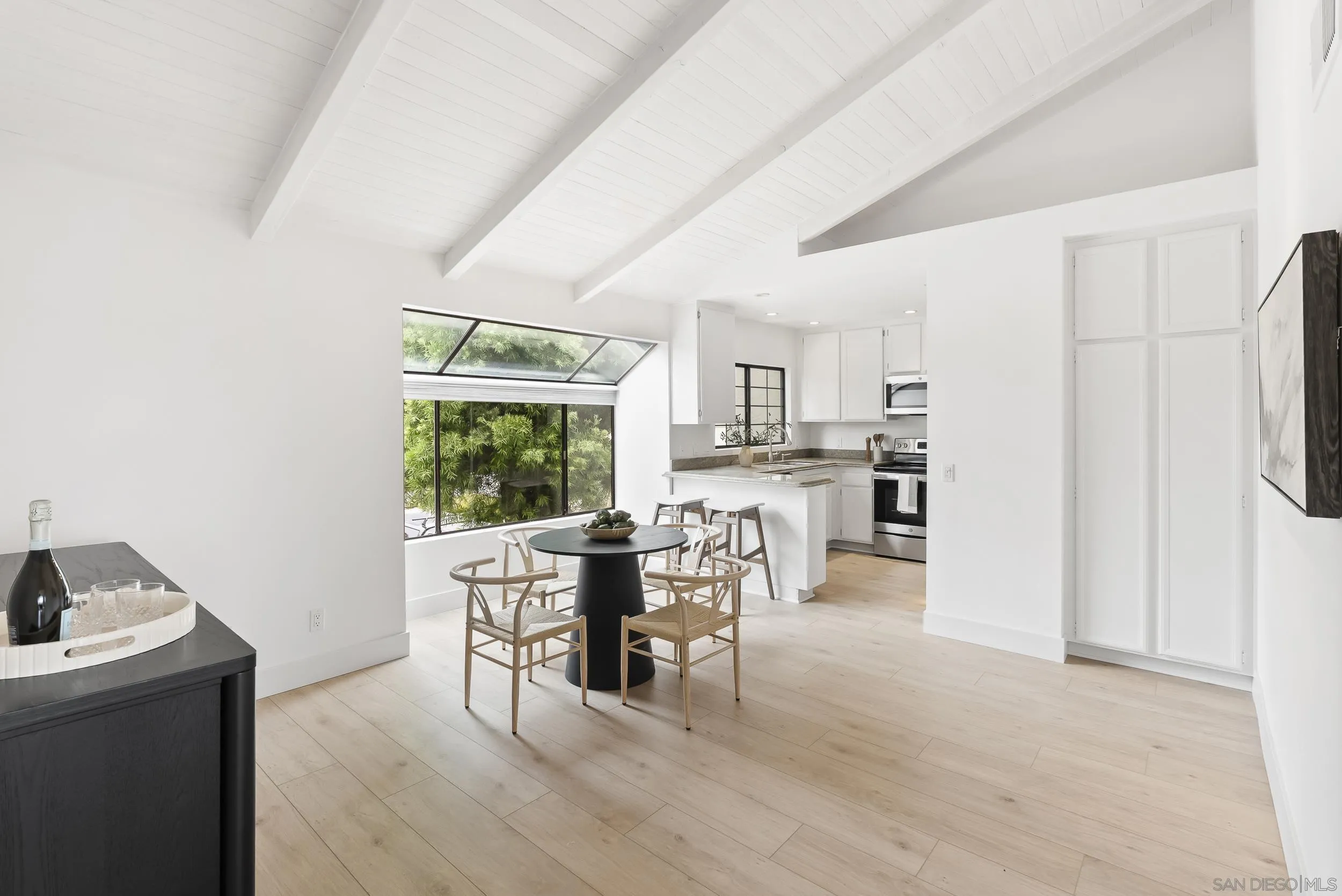 Photo #9: 250030559 Listing: Photo #9