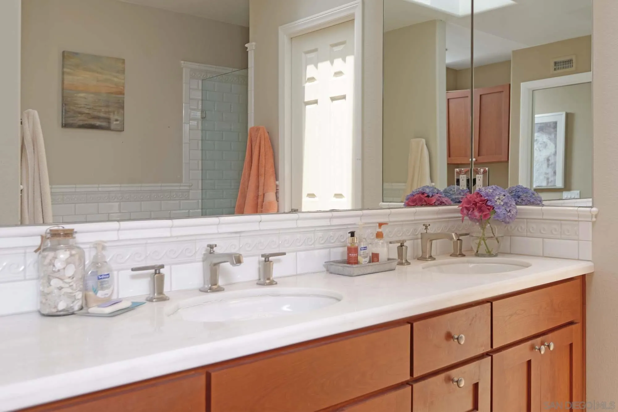 Photo #17: 250030573 Listing: Photo #17