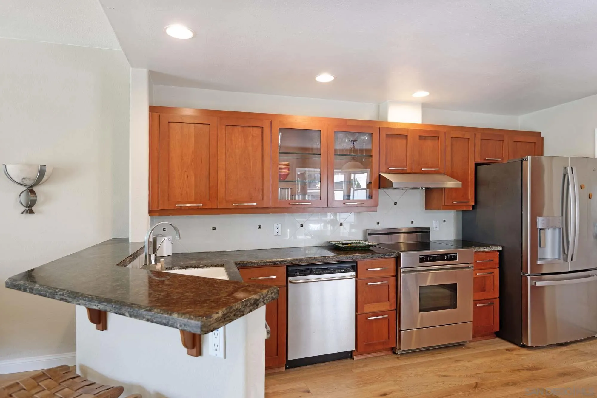Photo #10: 250030573 Listing: Photo #10