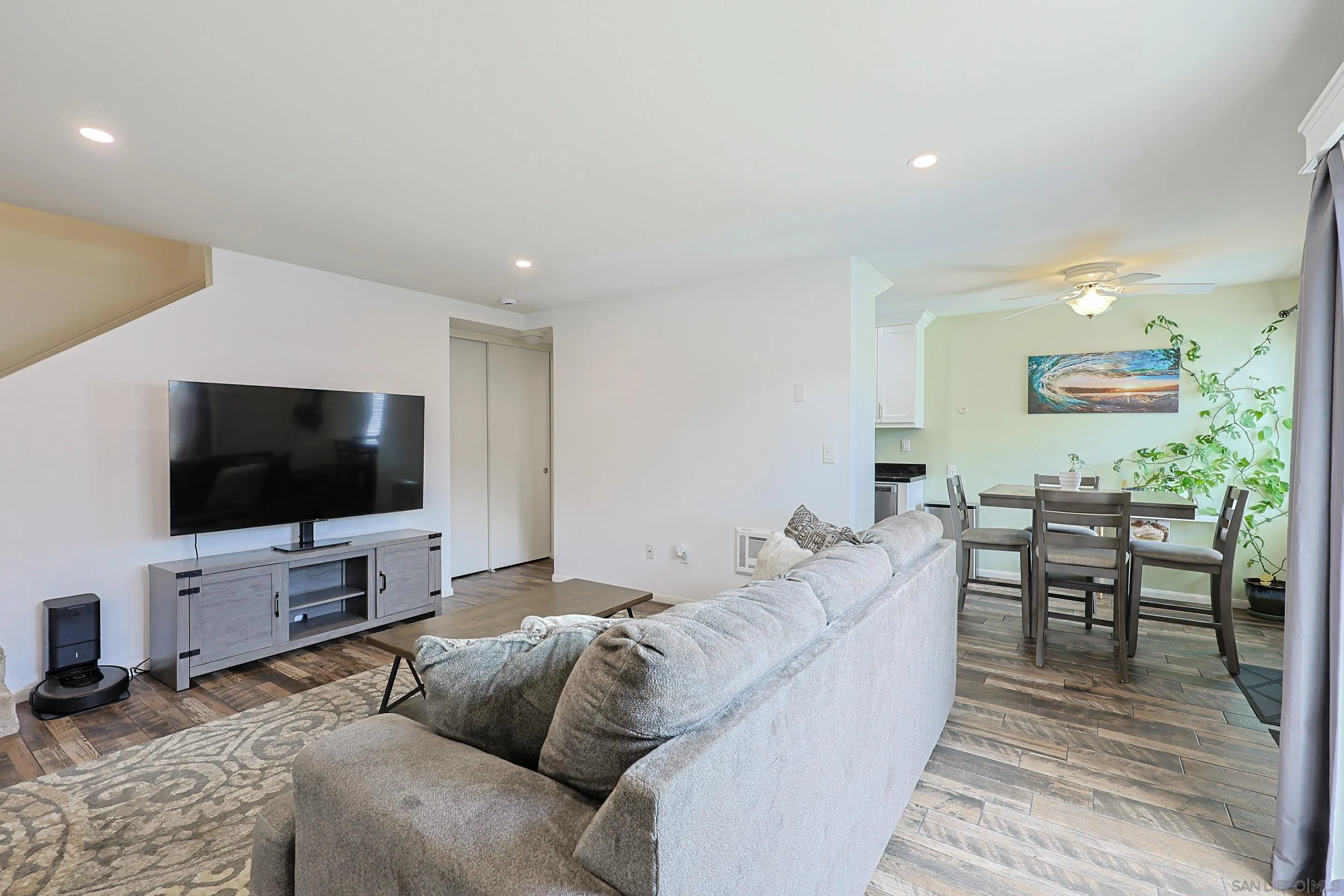 Primary Photo for MLS#: 250030574