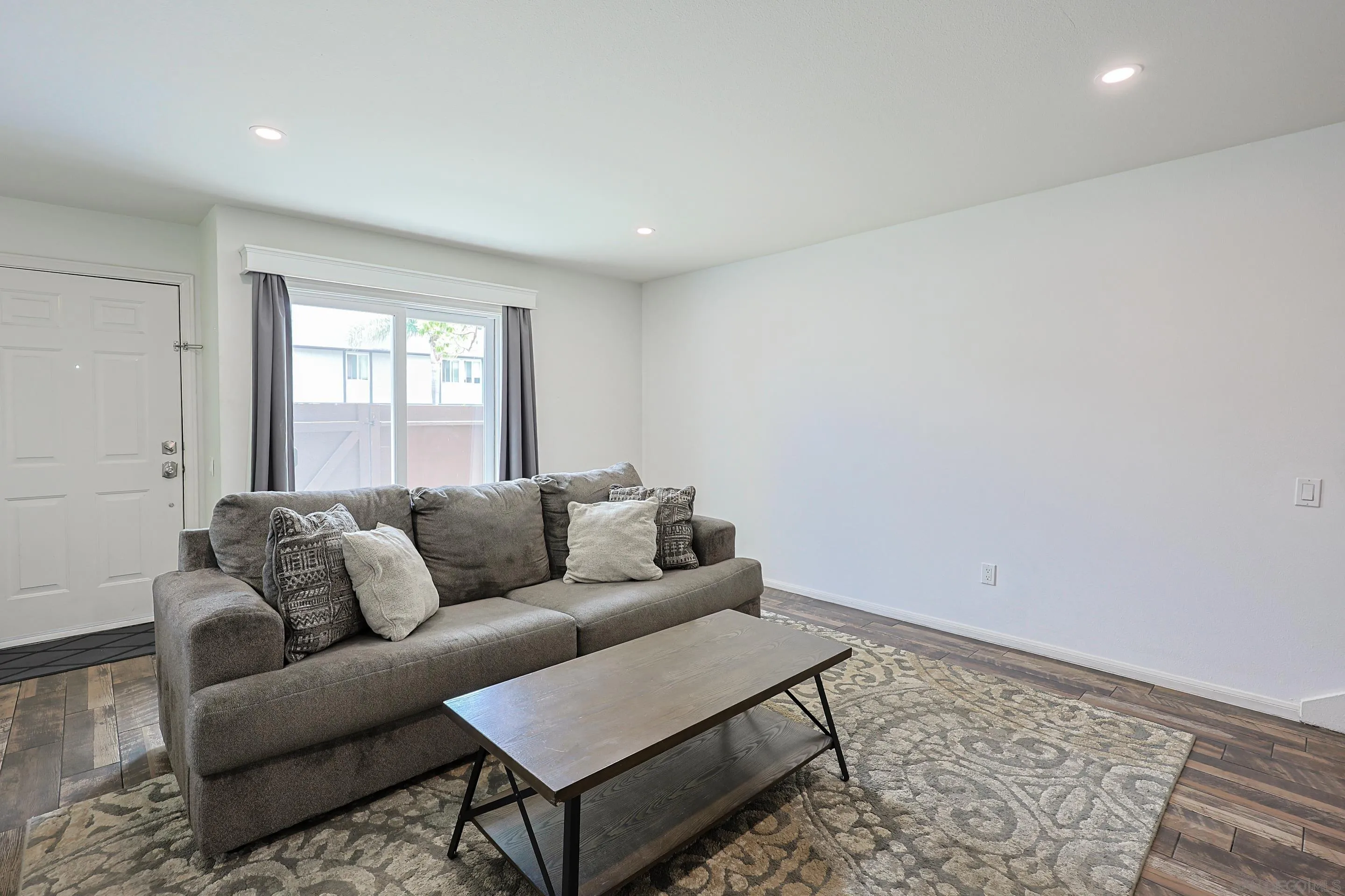 Photo #15: 250030574 Listing: Photo #15