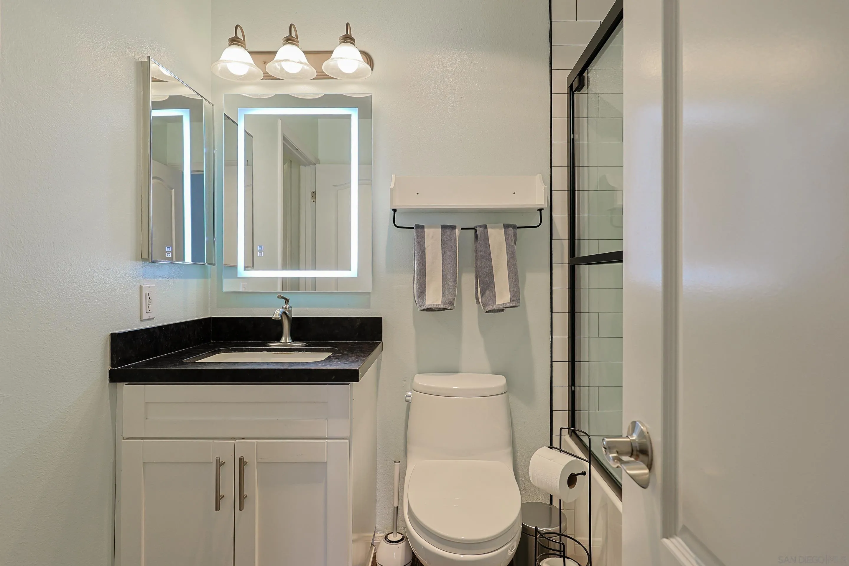 Photo #32: 250030574 Listing: Photo #32