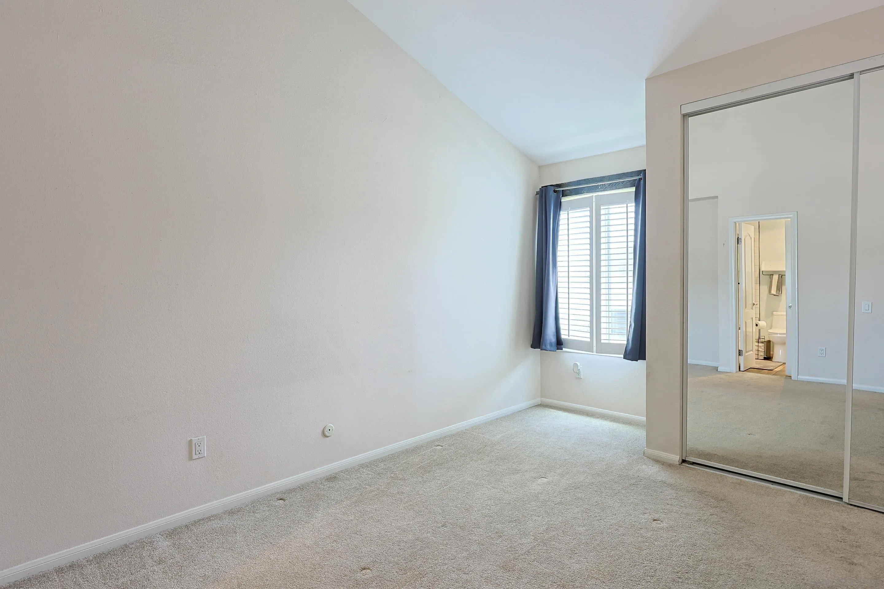 Photo #27: 250030574 Listing: Photo #27