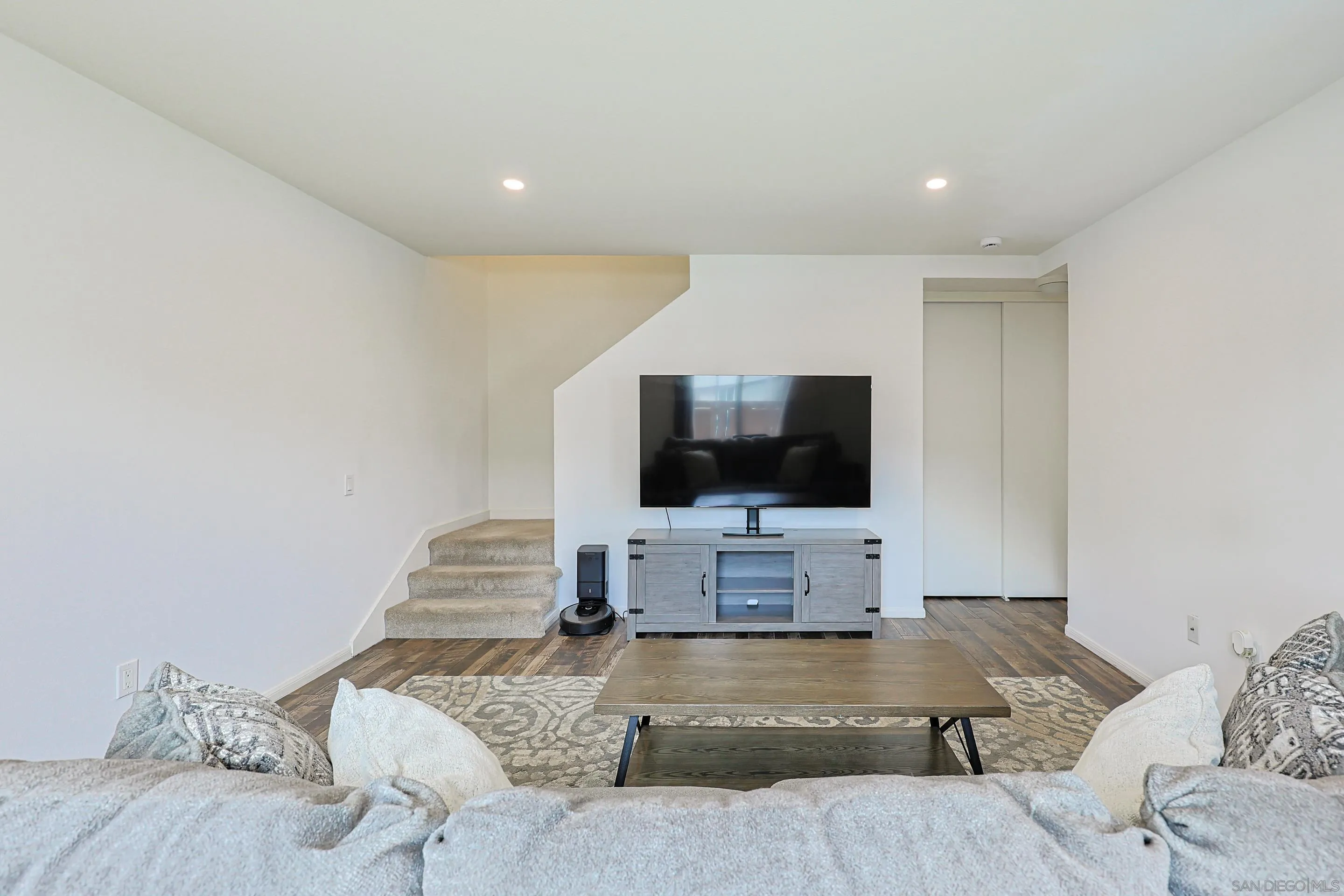Photo #11: 250030574 Listing: Photo #11