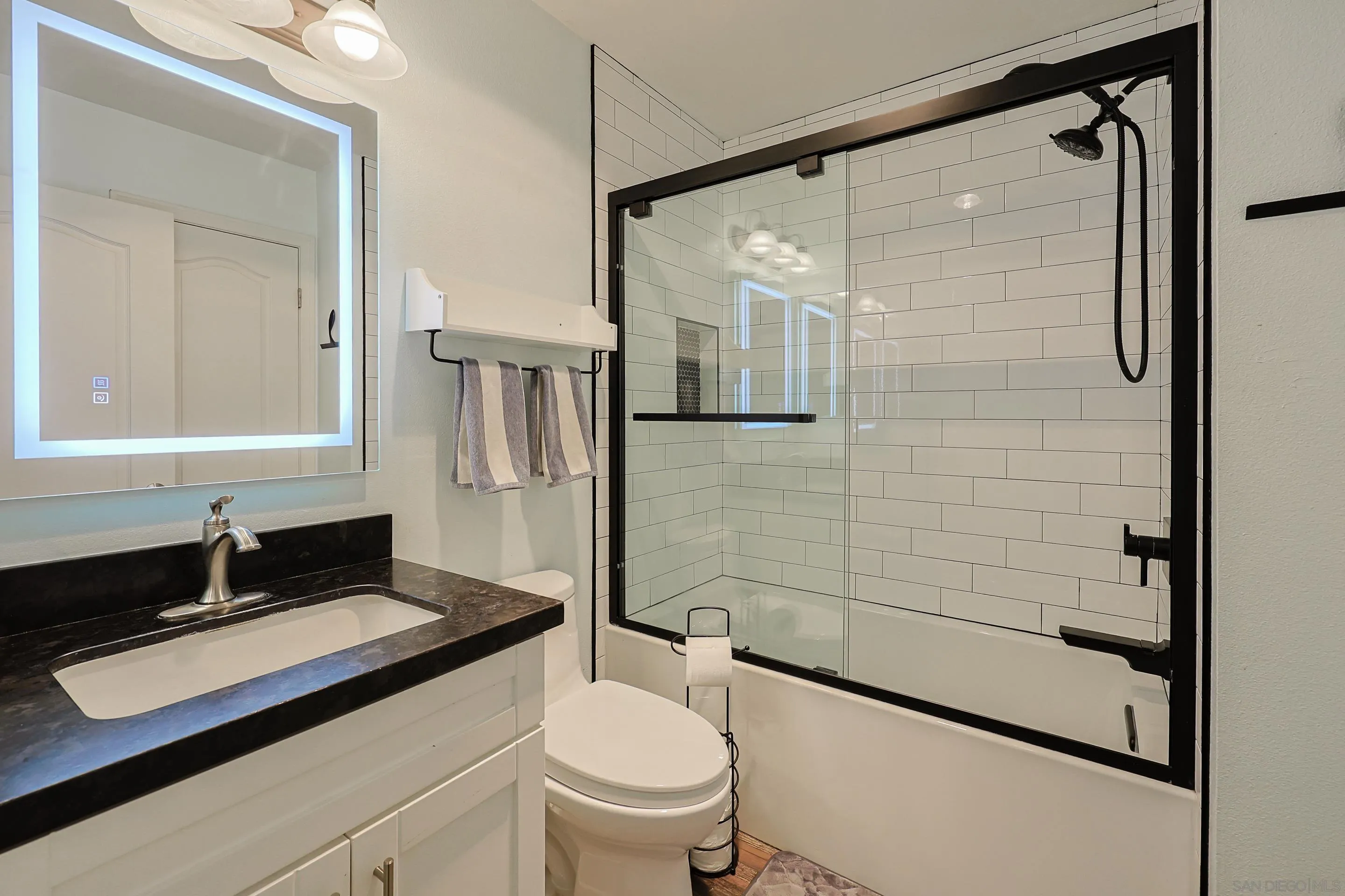 Photo #33: 250030574 Listing: Photo #33