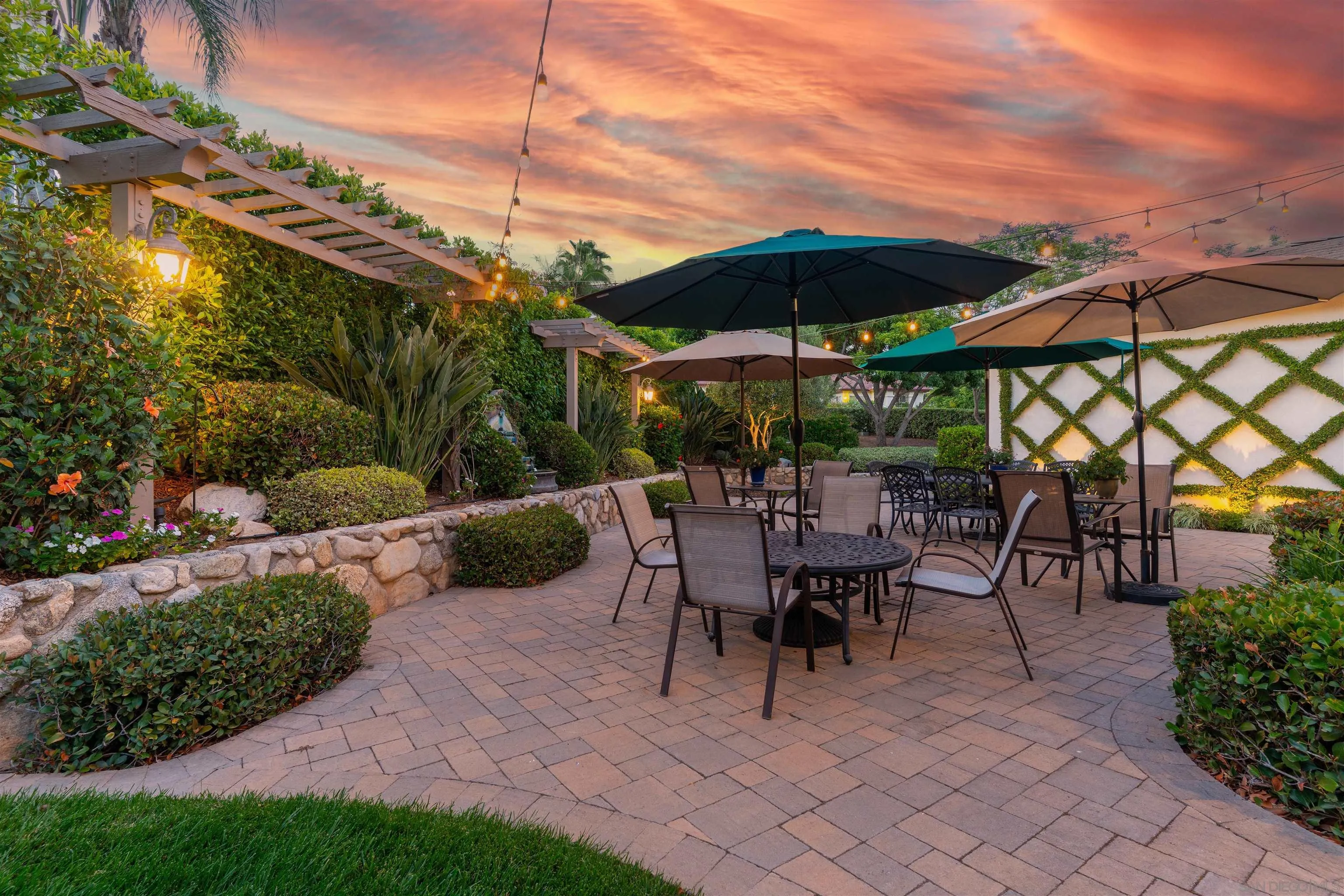 https://cdn.realtyfeed.com/cdn/127/250030582/0592f07c1dd120935b760b84c4d6bc45.webp