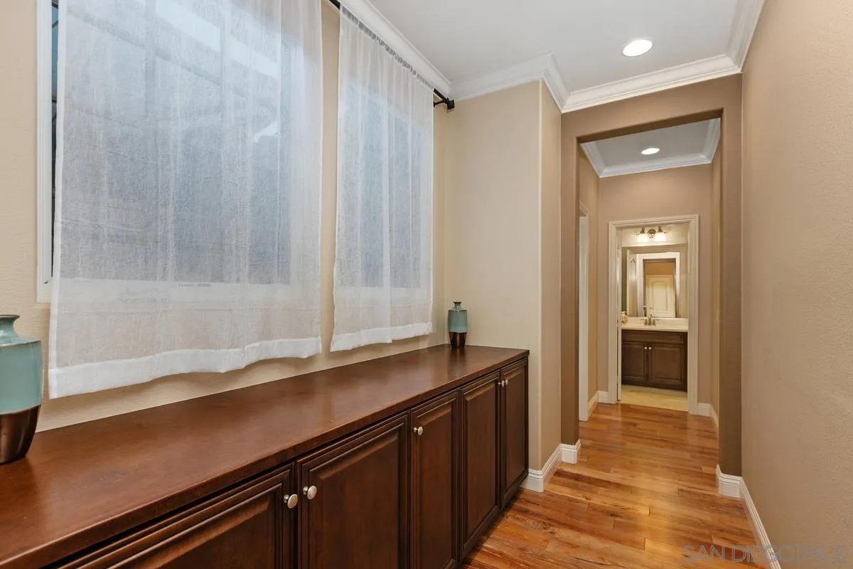 https://cdn.realtyfeed.com/cdn/127/250030585/0e8afd9031a2a0c34ac5d9d7df2db2b9.webp