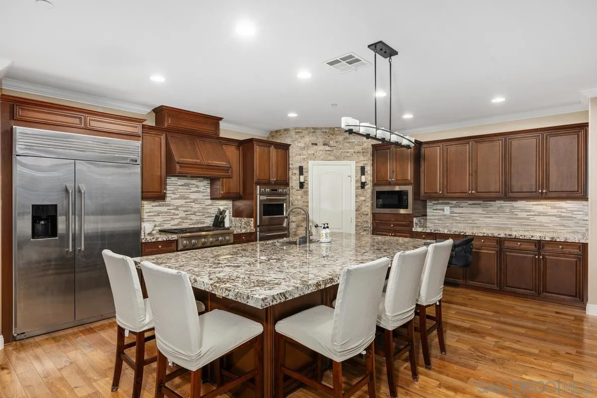 https://cdn.realtyfeed.com/cdn/127/250030585/f2cd138a2d038ba4d2fb5b65ade7152c.webp