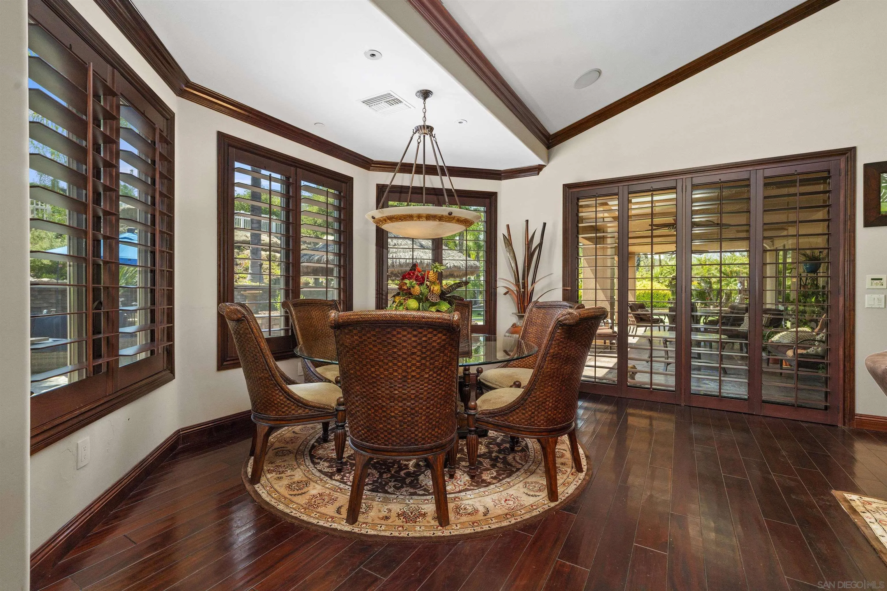 https://cdn.realtyfeed.com/cdn/127/250030592/26339694ac8bae556ea0d7ed2d747984.webp