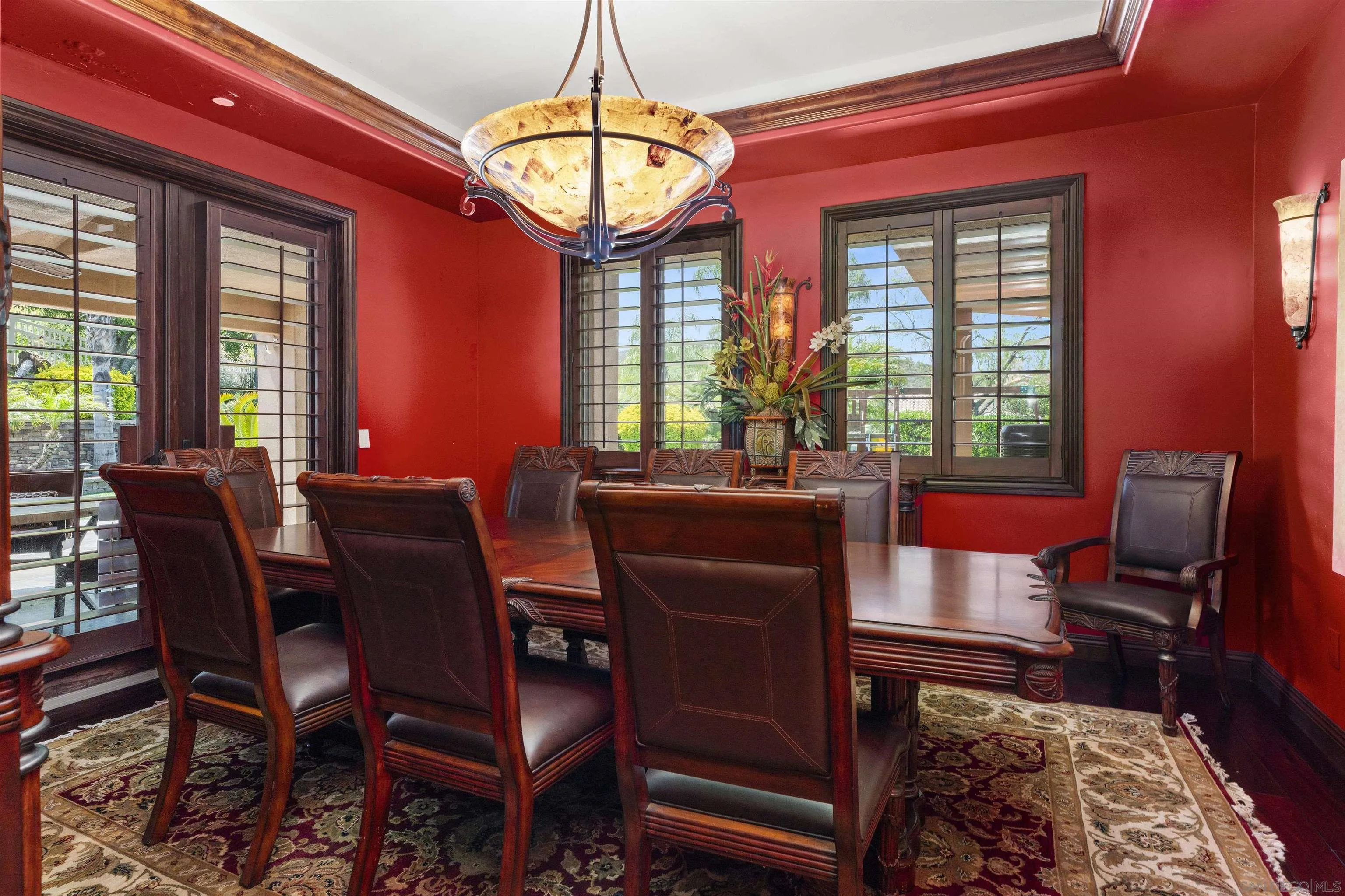 https://cdn.realtyfeed.com/cdn/127/250030592/6bc1a574240a548e7d7bf0afe2e4ac29.webp