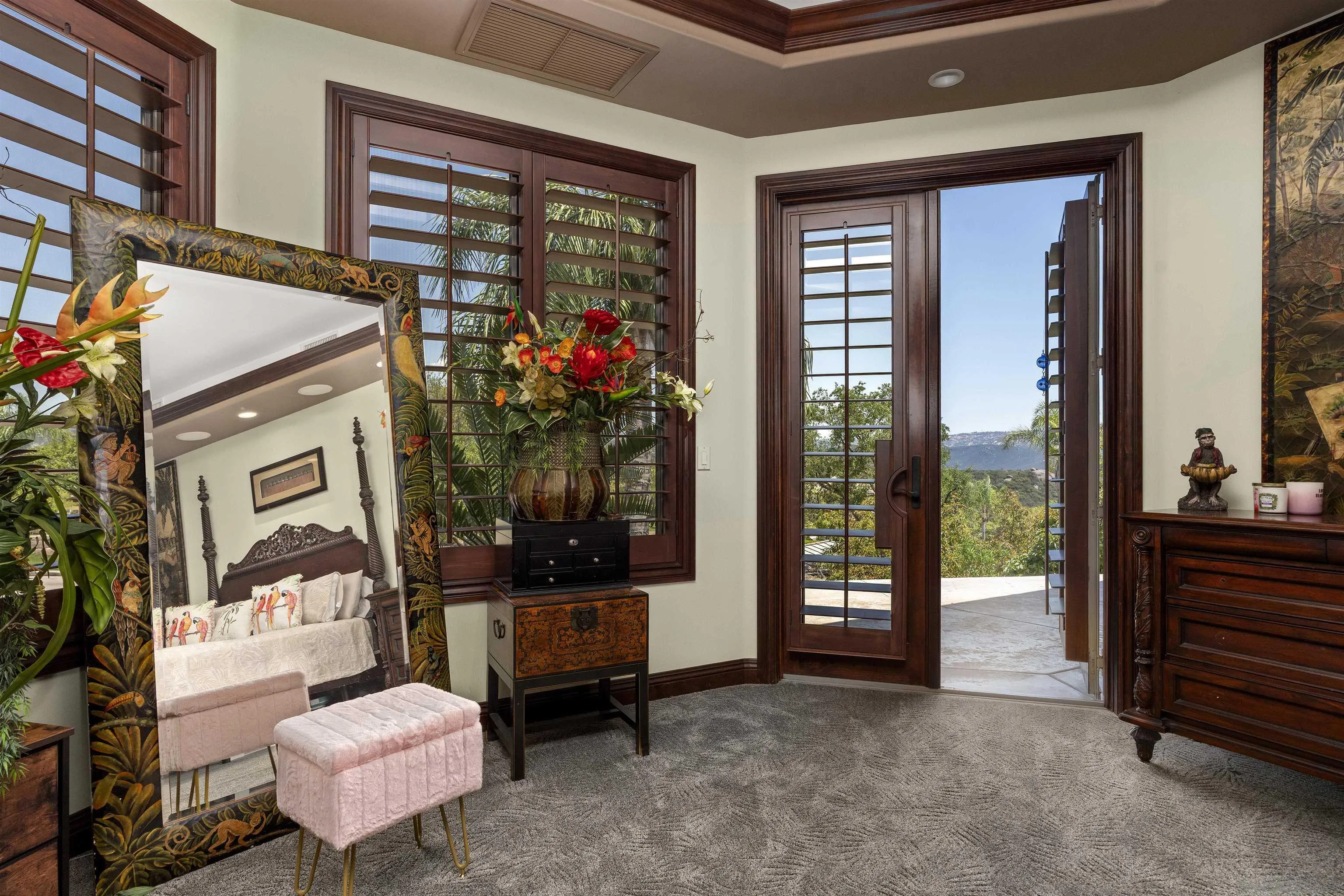 https://cdn.realtyfeed.com/cdn/127/250030592/8c251d4584b4ee06434314ec9420ea0e.webp