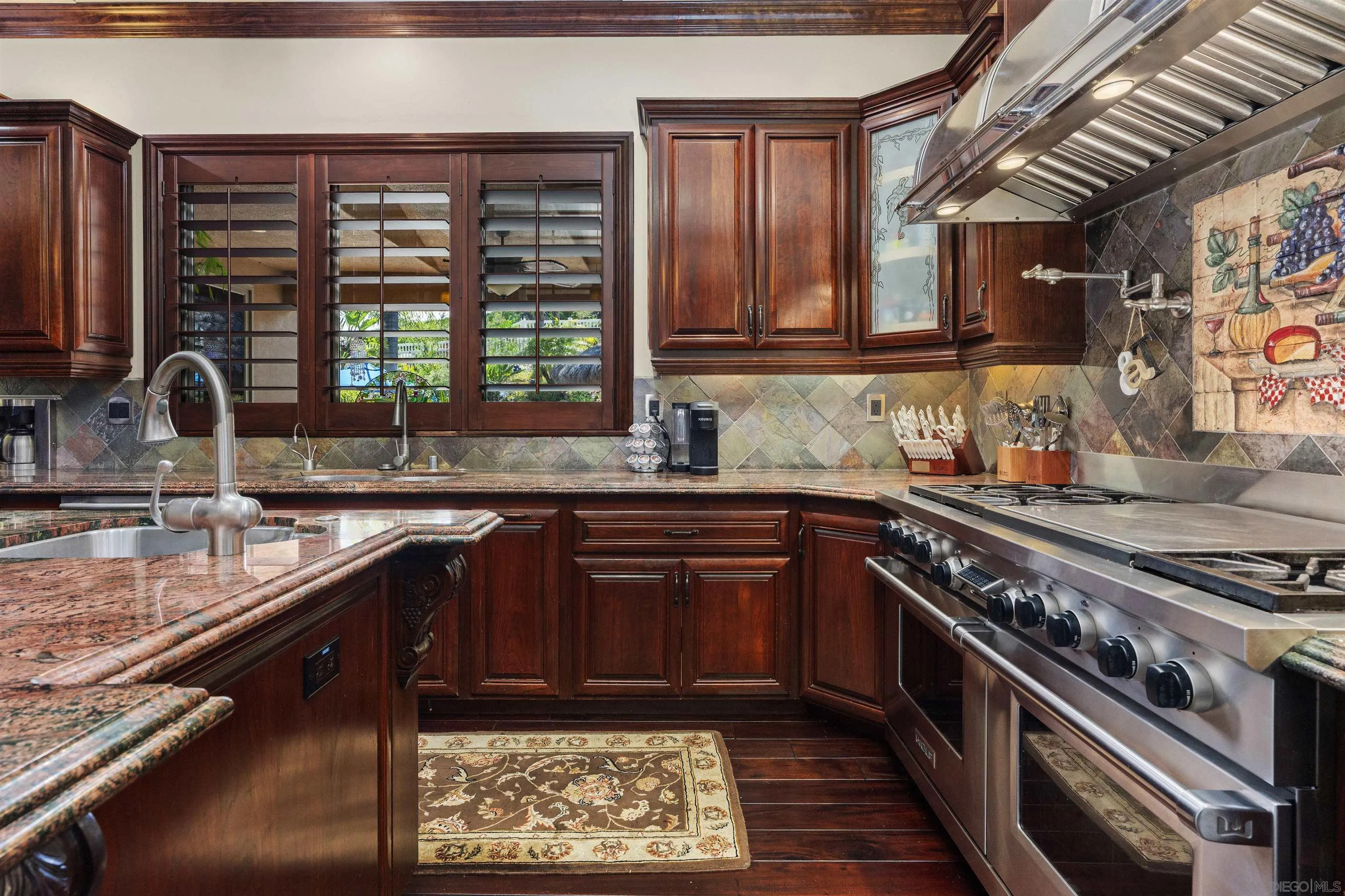 https://cdn.realtyfeed.com/cdn/127/250030592/b2b0d4e0290adee1f4b9bcc3d02d313a.webp