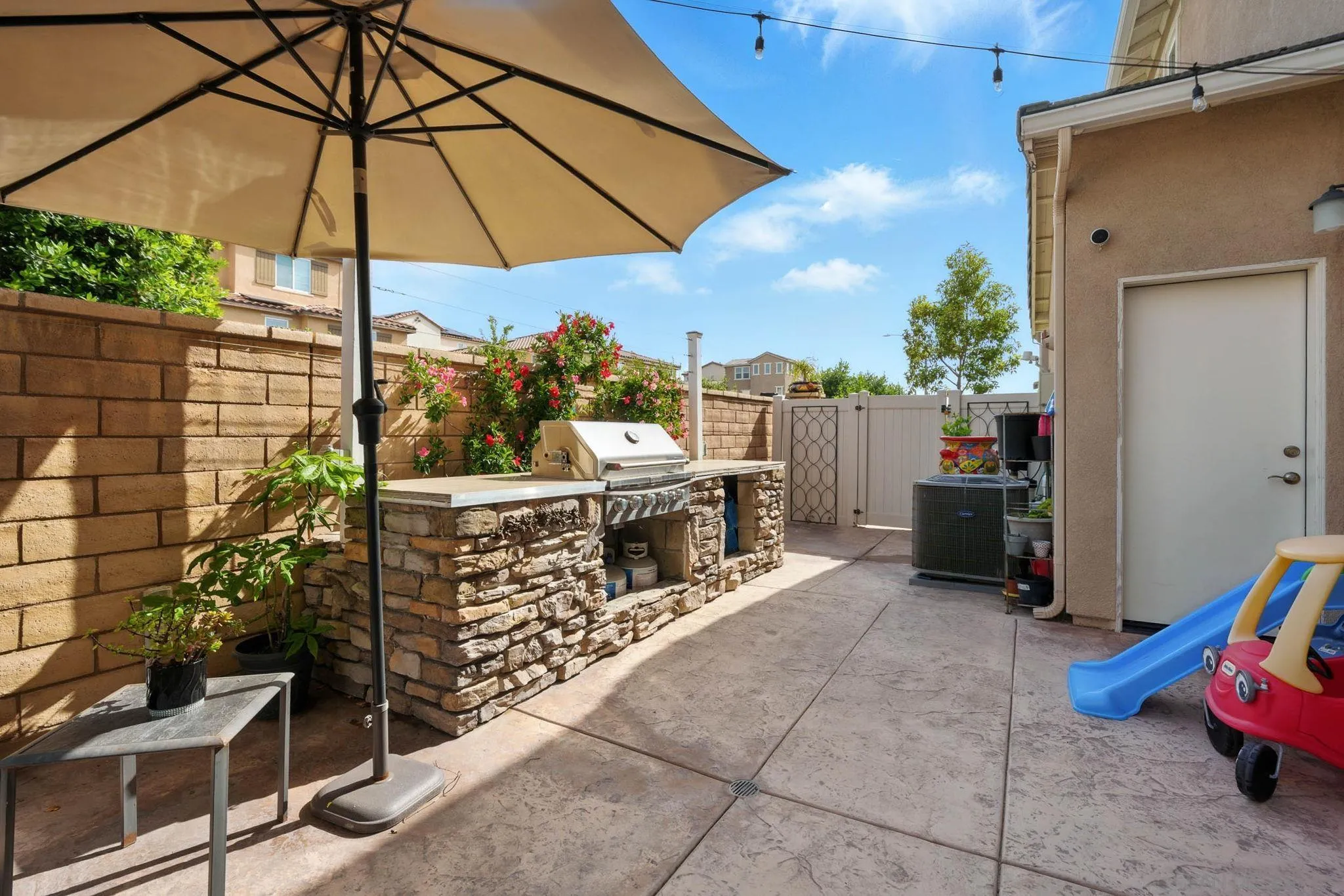 https://cdn.realtyfeed.com/cdn/127/250030606/792f2d9a6537c03a45e2897b5d236384.webp